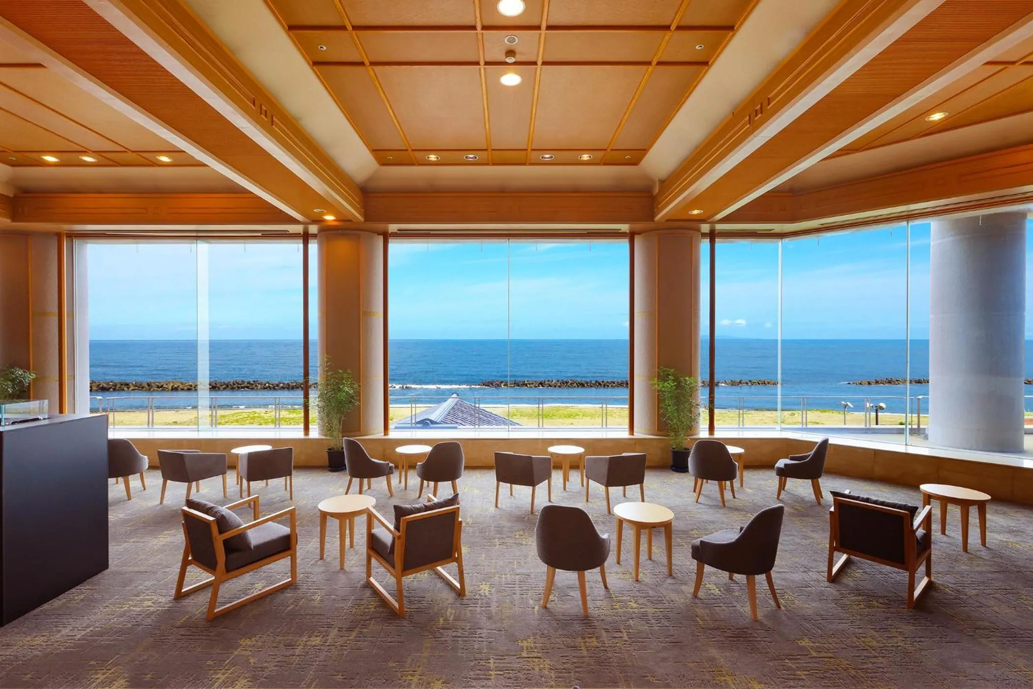 Communal lounge/ TV room in Ooedo Onsen Monogatari Premium Shiomiso