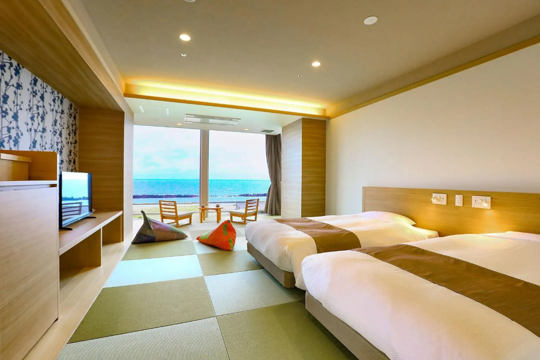 Photo of the whole room, Bed in Ooedo Onsen Monogatari Premium Shiomiso Photo of the whole room, Bed in Ooedo Onsen Monogatari Premium Shiomiso