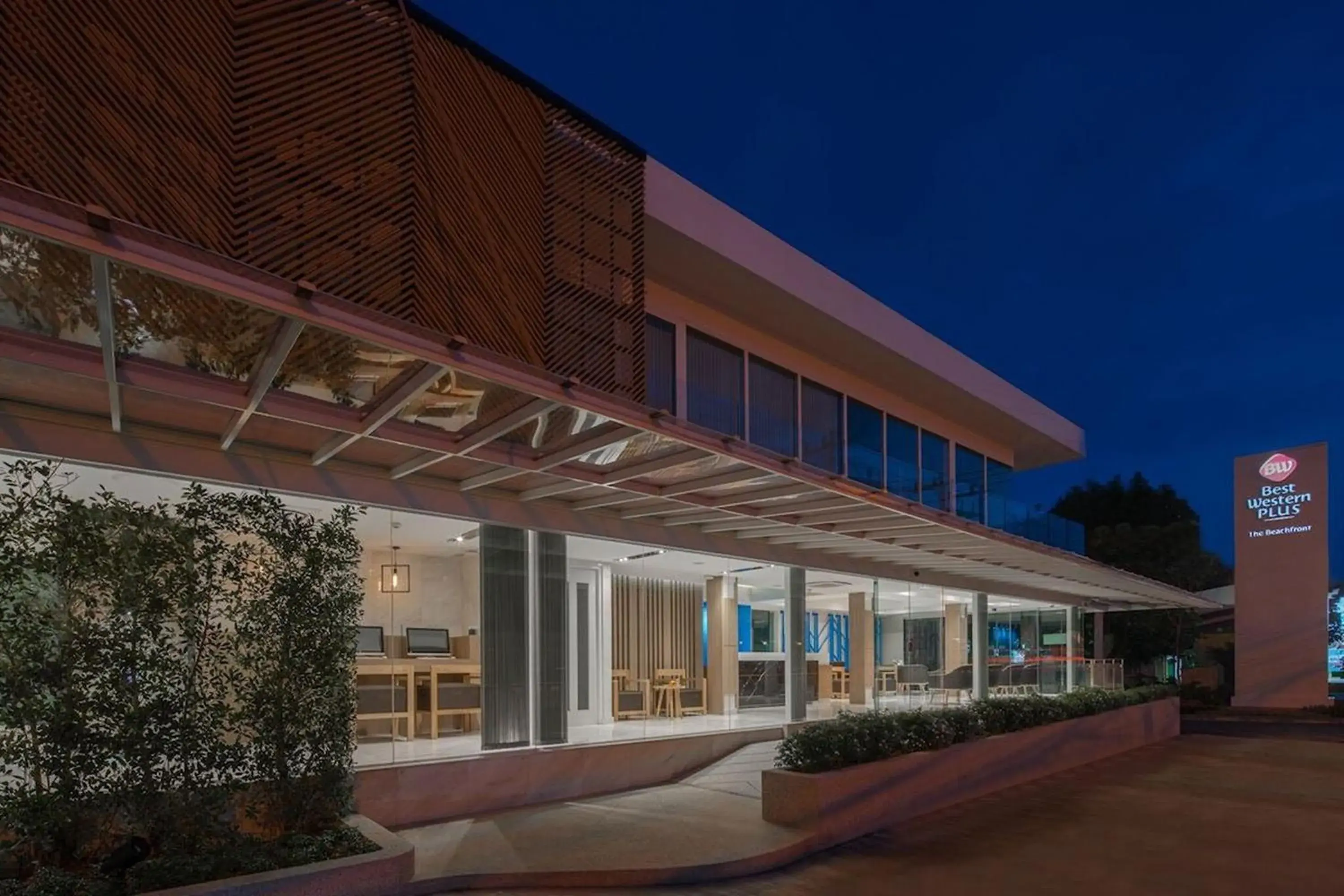 Property building in The Beachfront Hotel Phuket Property building in The Beachfront Hotel Phuket