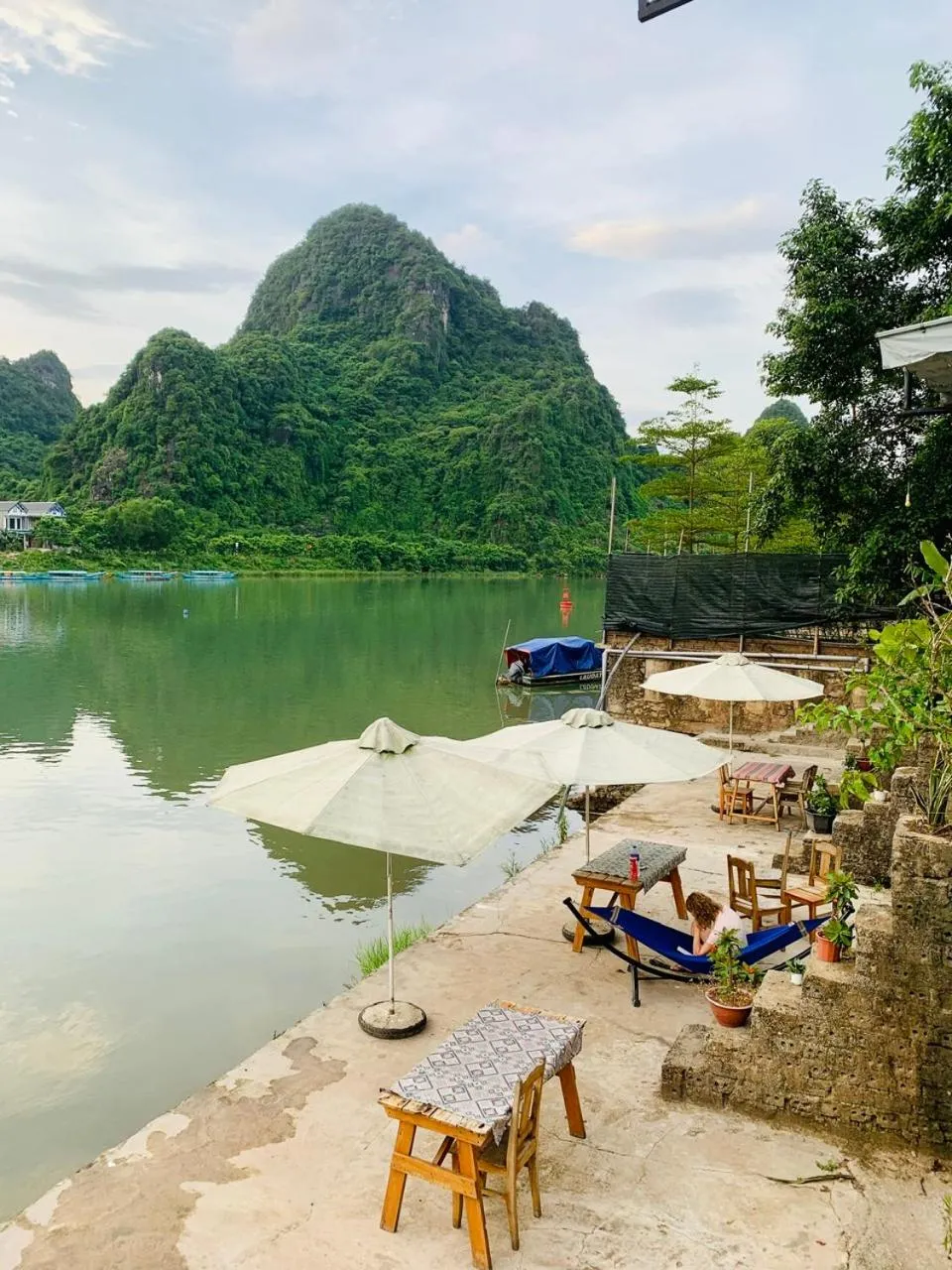 Restaurant/places to eat in Funny Monkeys Homestay