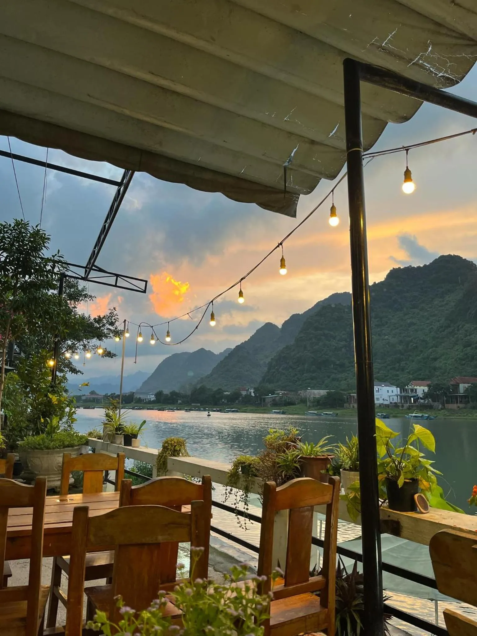 Natural landscape in Funny Monkeys Homestay