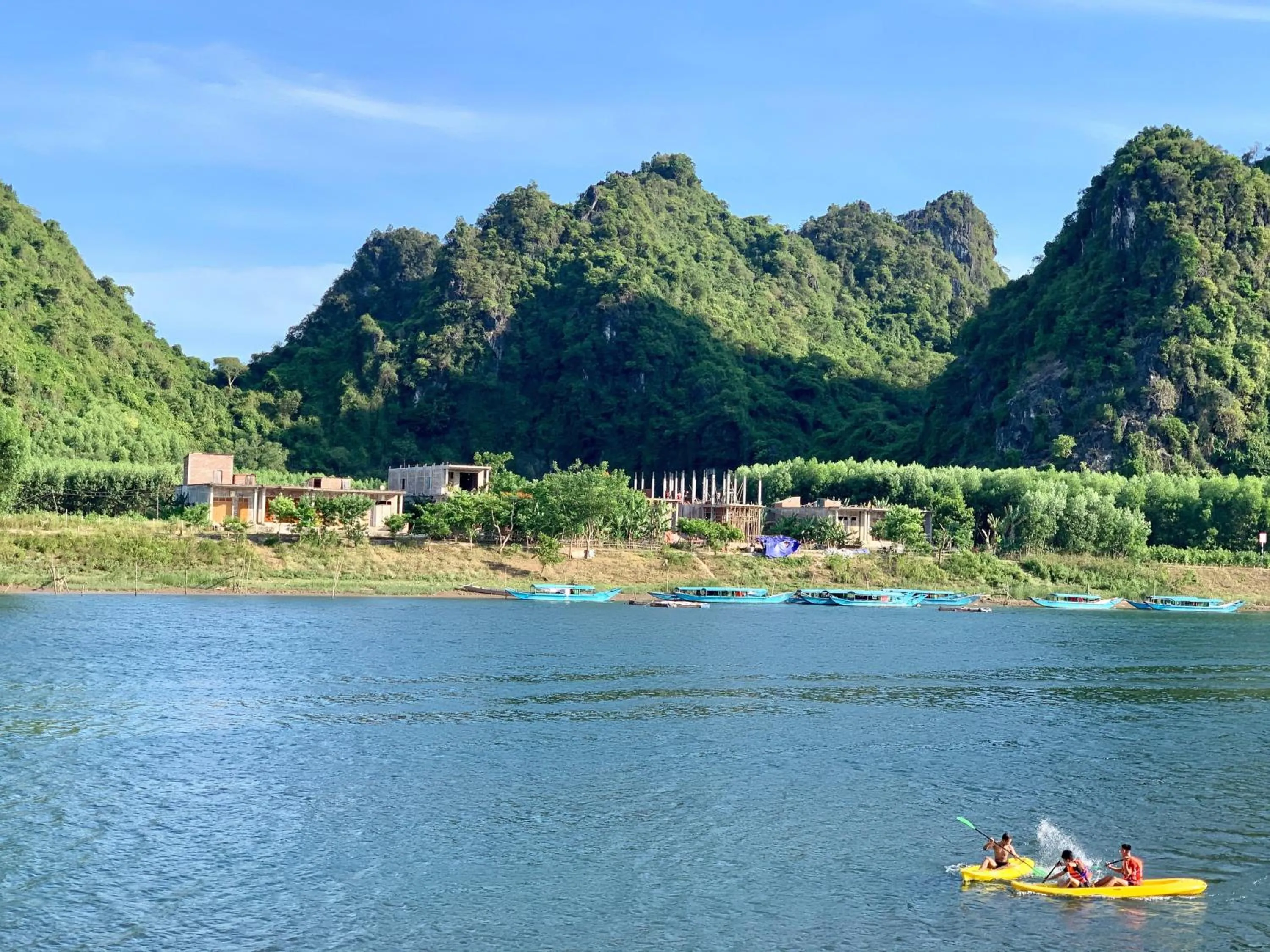 Canoeing in Funny Monkeys Homestay