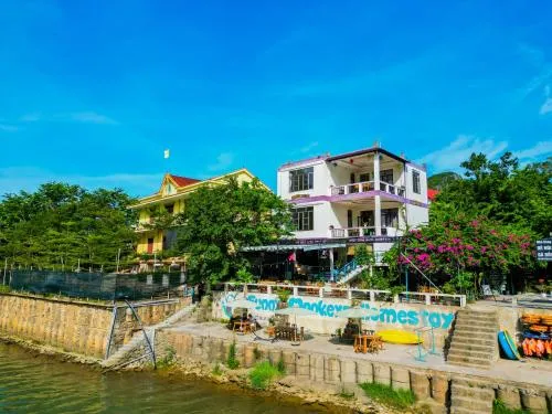 Property building in Funny Monkeys Homestay