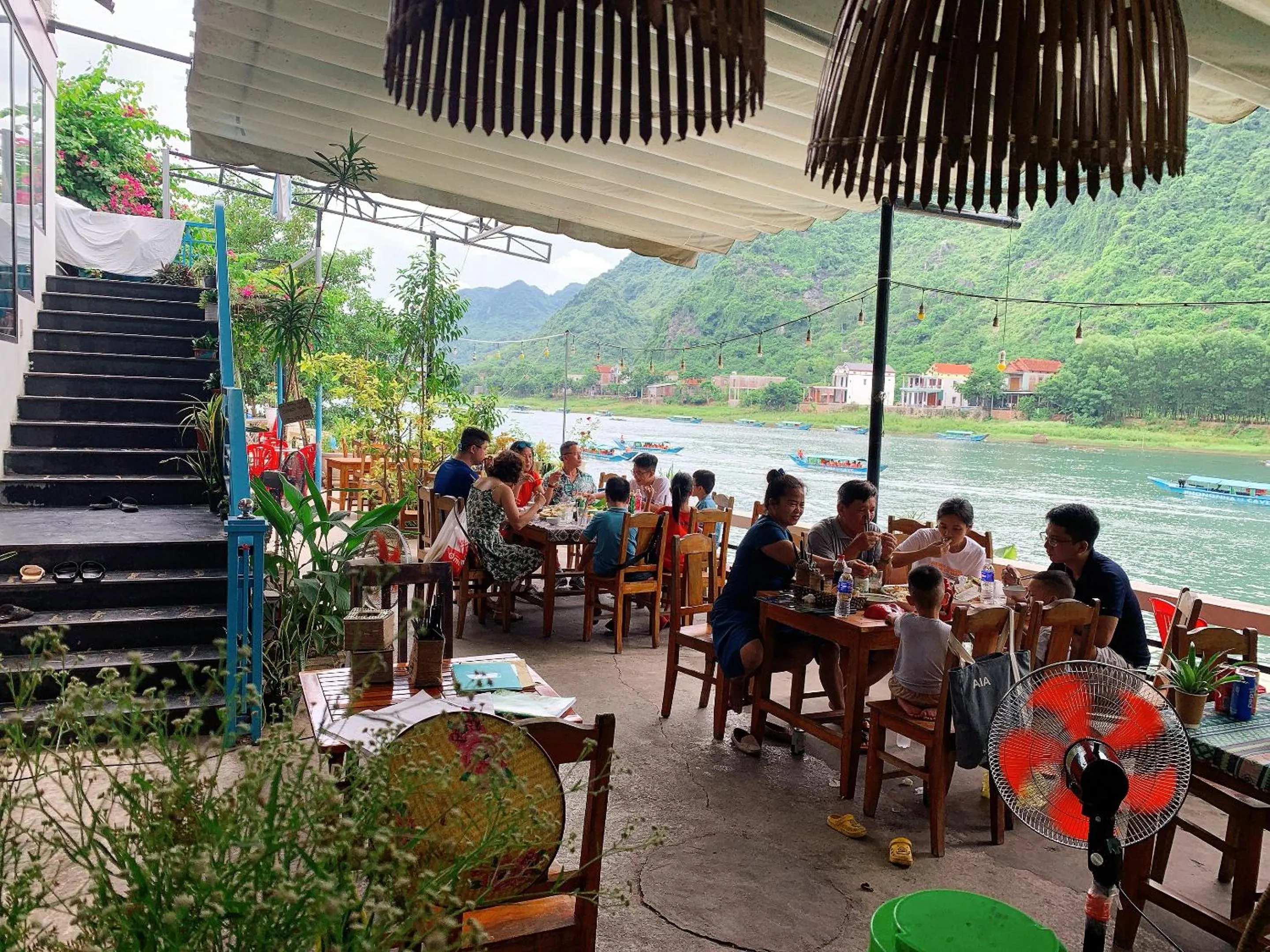 Funny Monkeys Homestay
