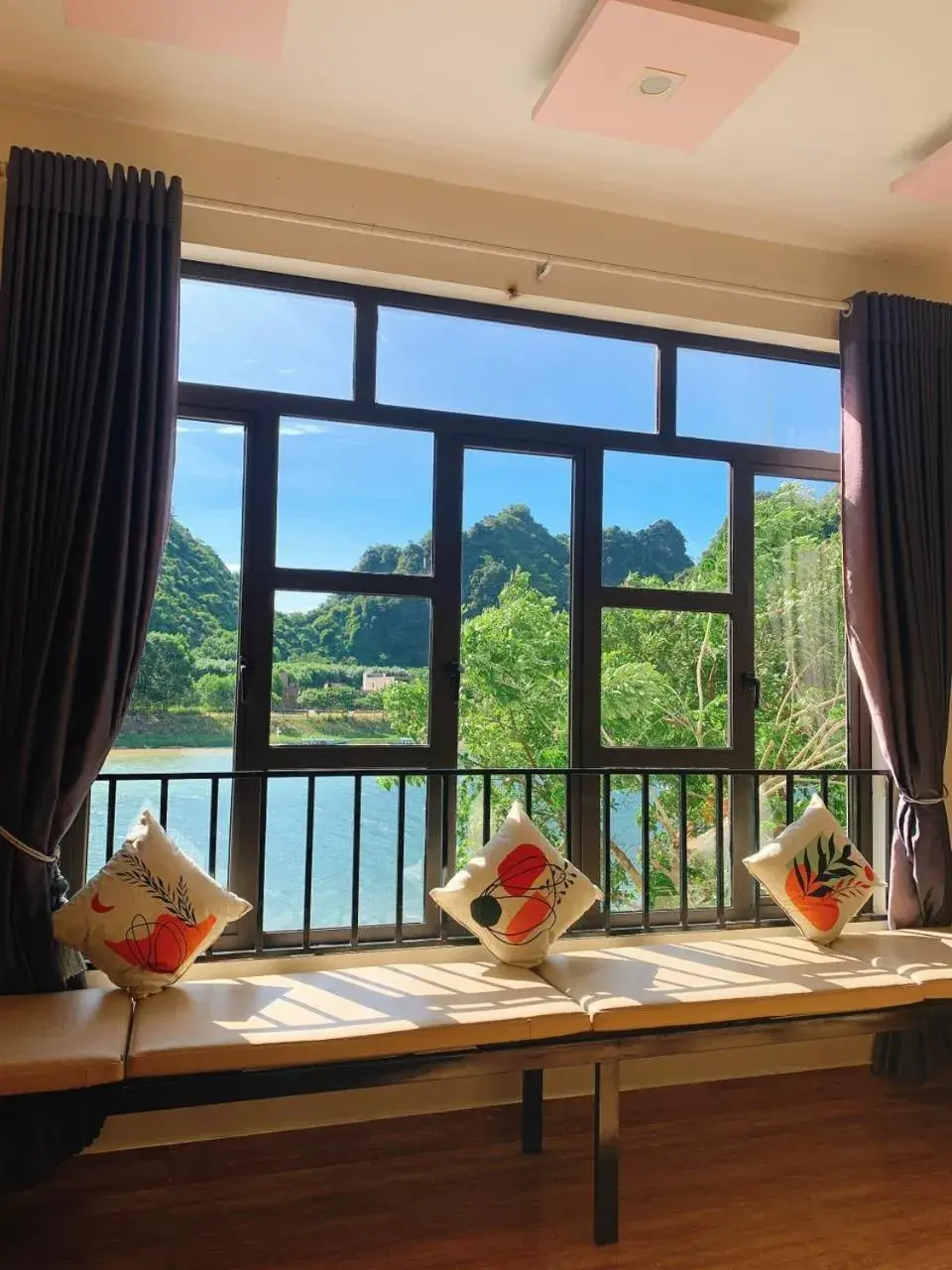 Deluxe Family Room with Balcony and River View - single occupancy in Funny Monkeys Homestay Deluxe Family Room with Balcony and River View - single occupancy in Funny Monkeys Homestay
