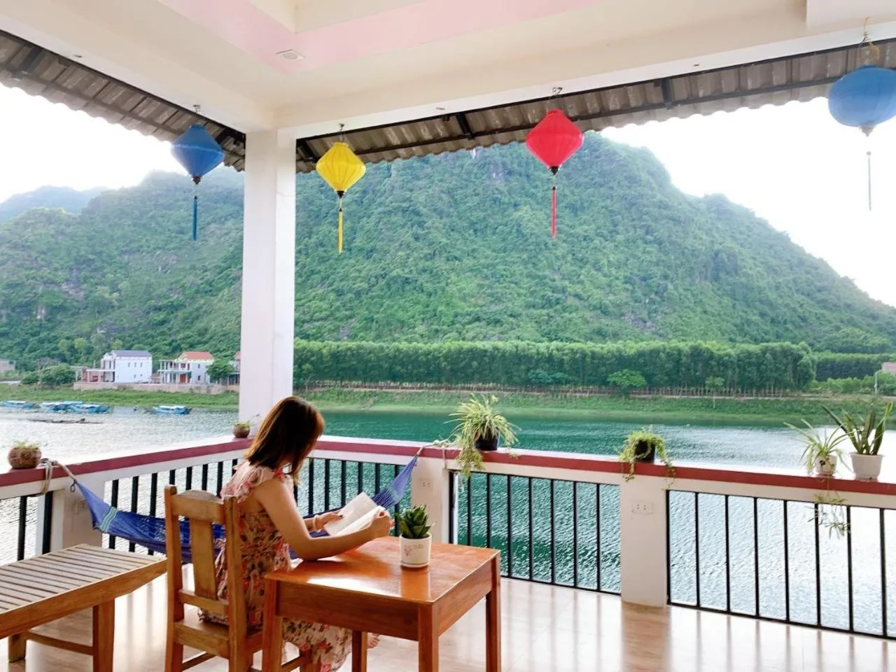Balcony/Terrace in Funny Monkeys Homestay