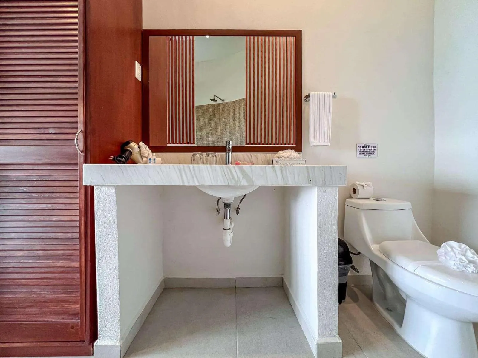 Toilet in Casa de los Sueños Hotel Boutique