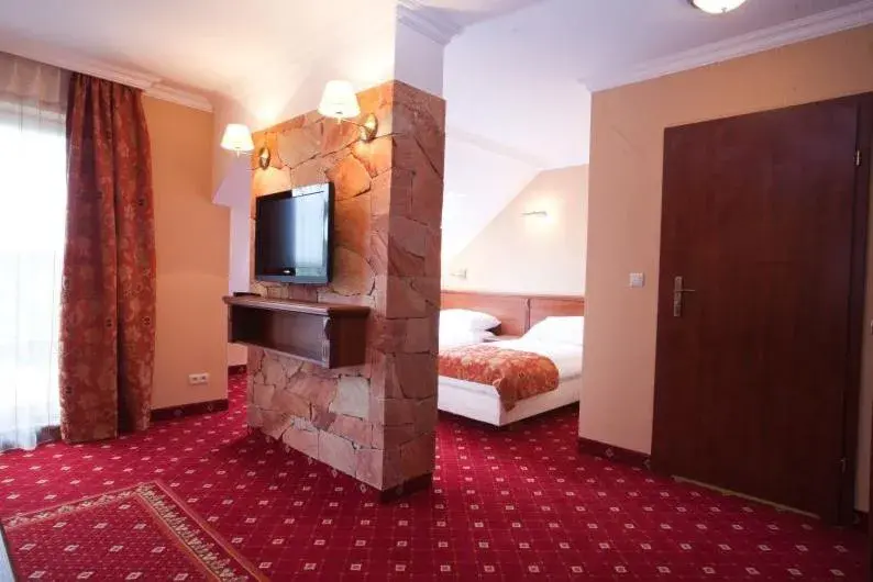 Family Suite with Balcony in Hotel Albatros Family Suite with Balcony in Hotel Albatros