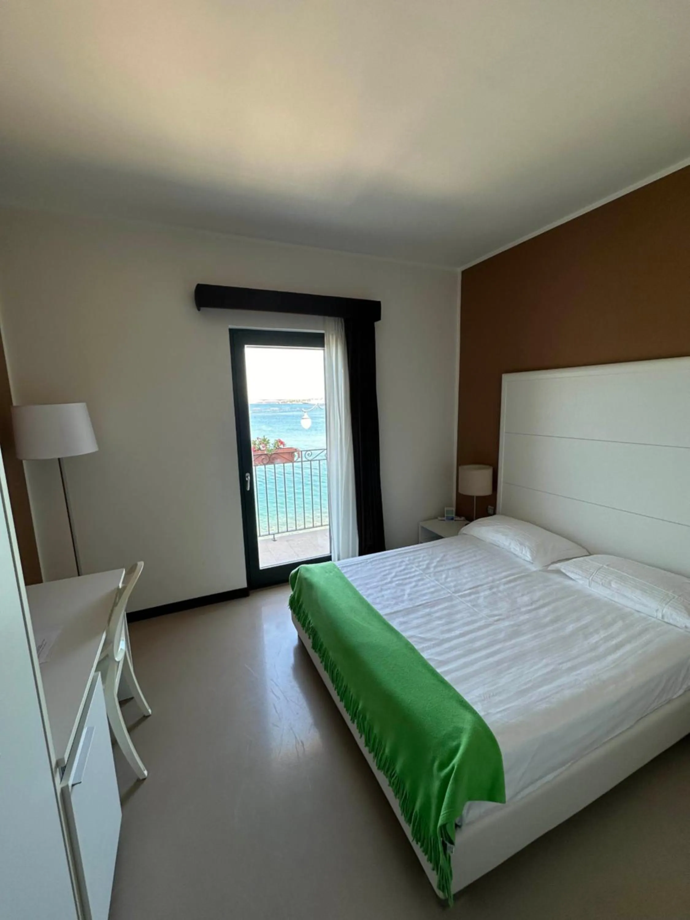 Bed in Albergo Del Sole