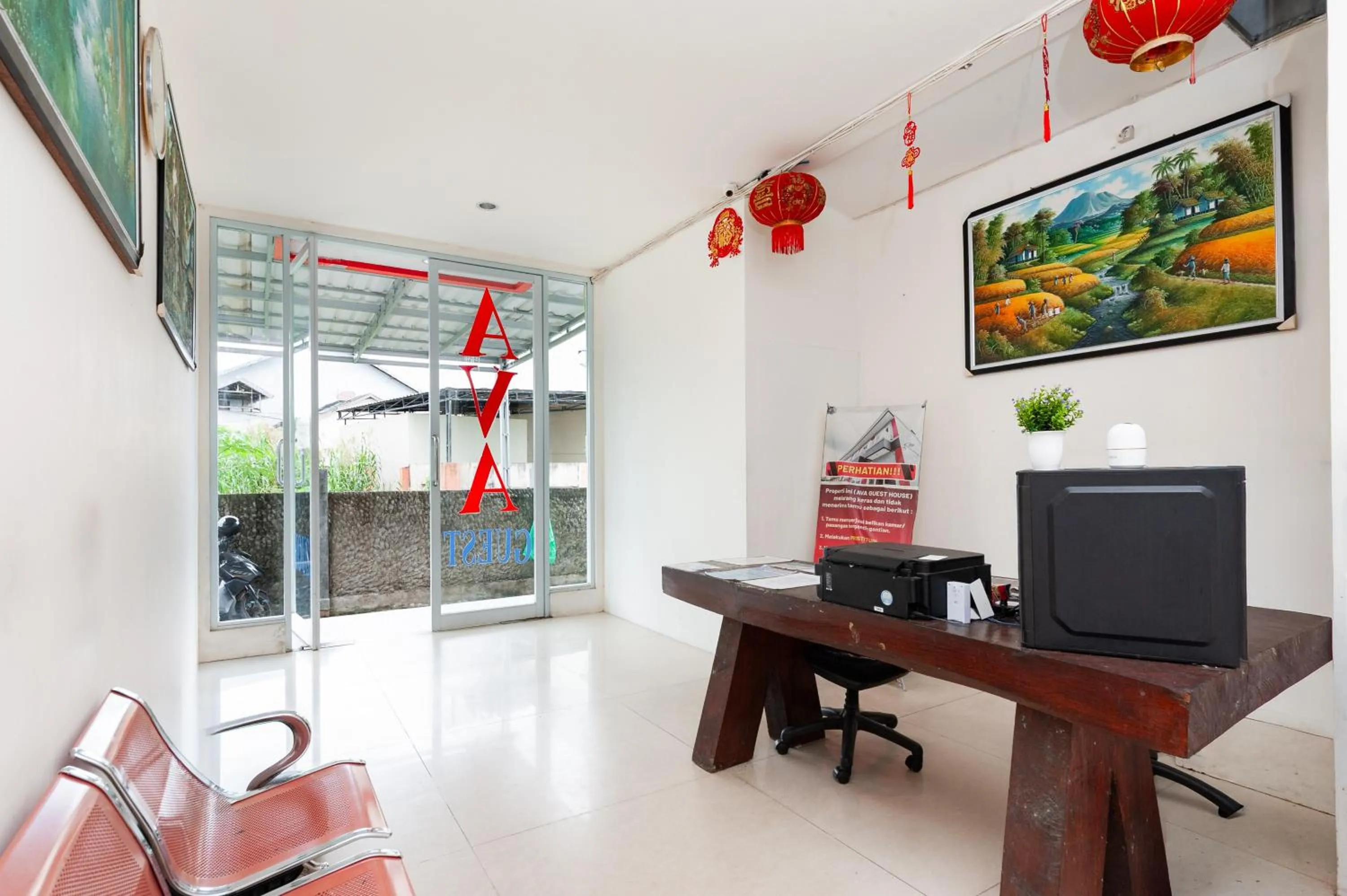 Lobby or reception in Urbanview Hotel AVA Banjarmasin by RedDoorz