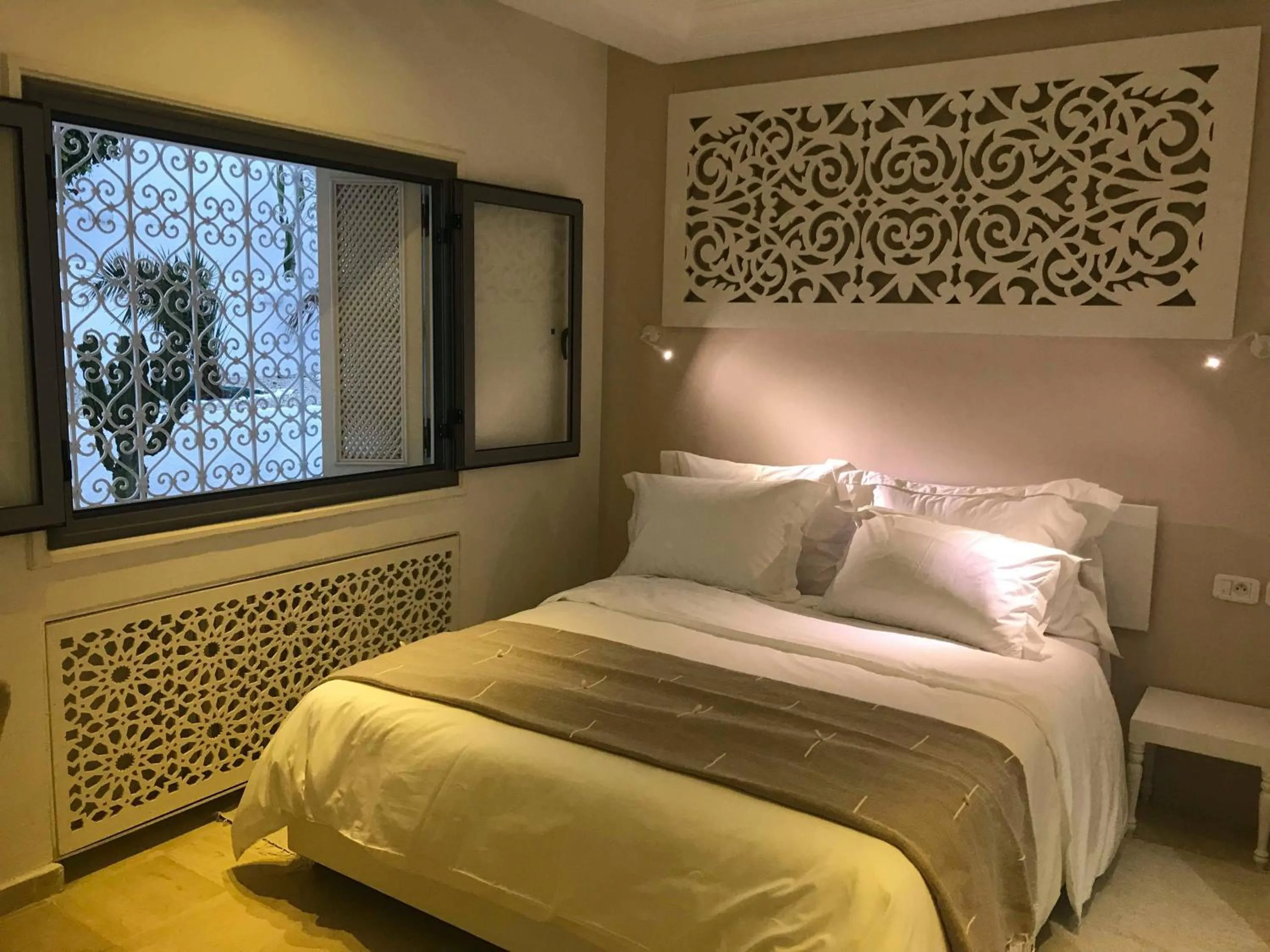 Bedroom, Bed in Dar Corniche La Marsa (Adults Only)