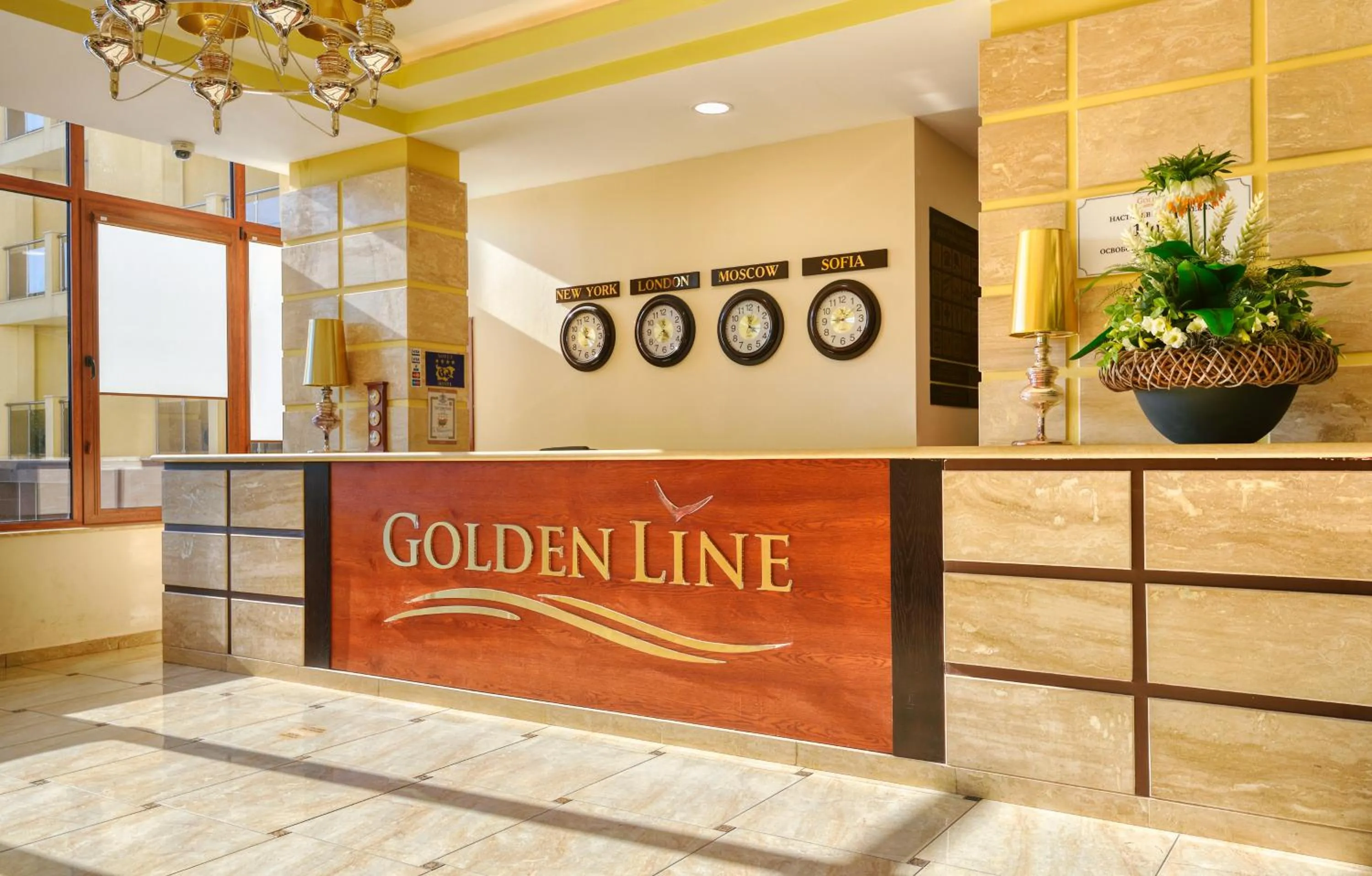 Apart Hotel Golden Line