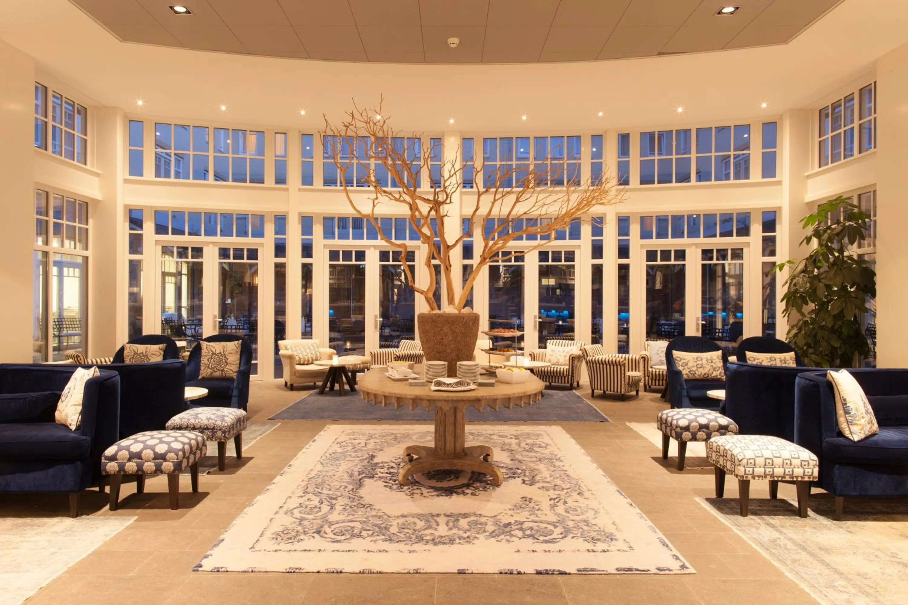 Lounge or bar in Grand Hotel Ter Duin - Duinhotel Burgh-Haamstede