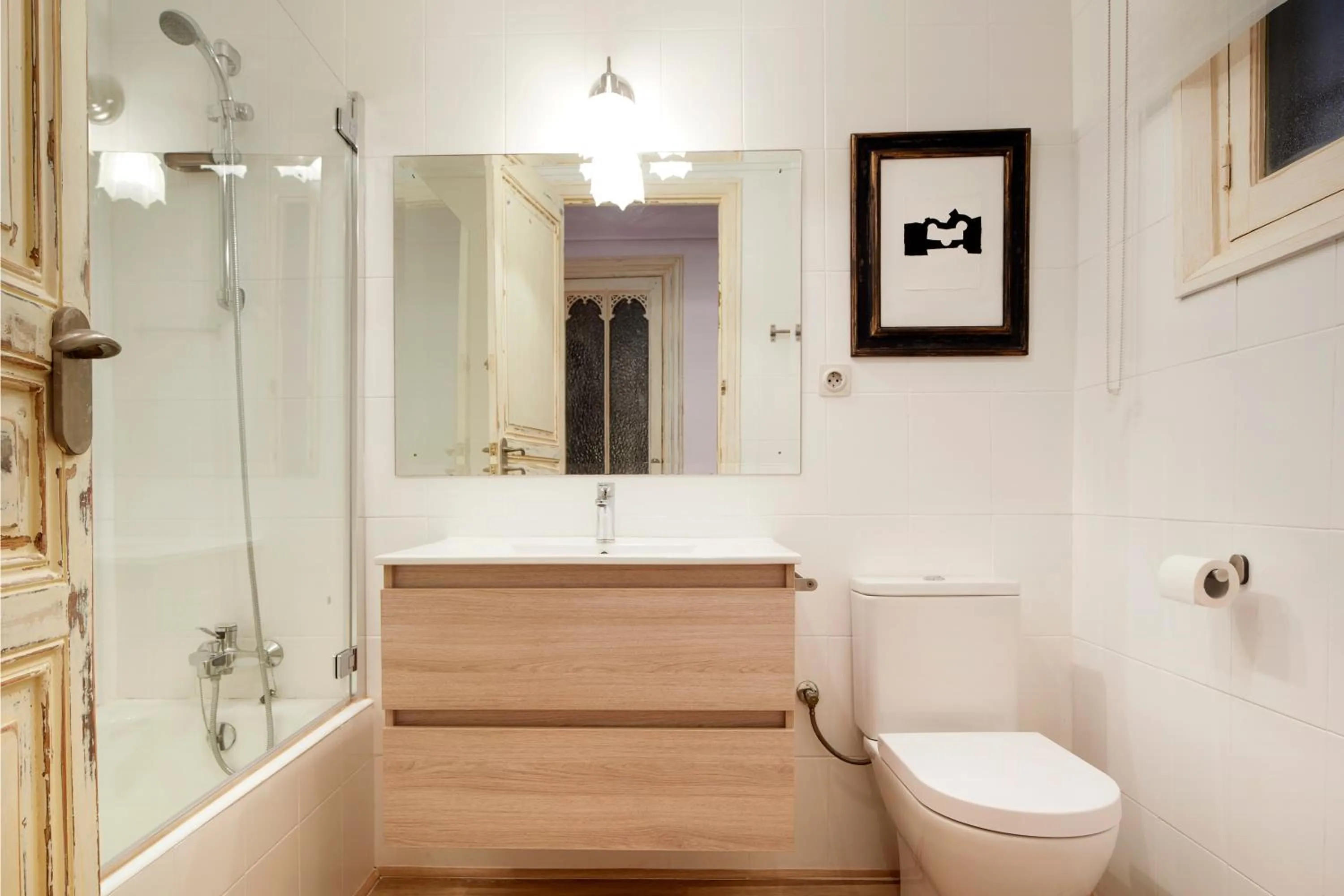 Shower in Udare - Basque Stay