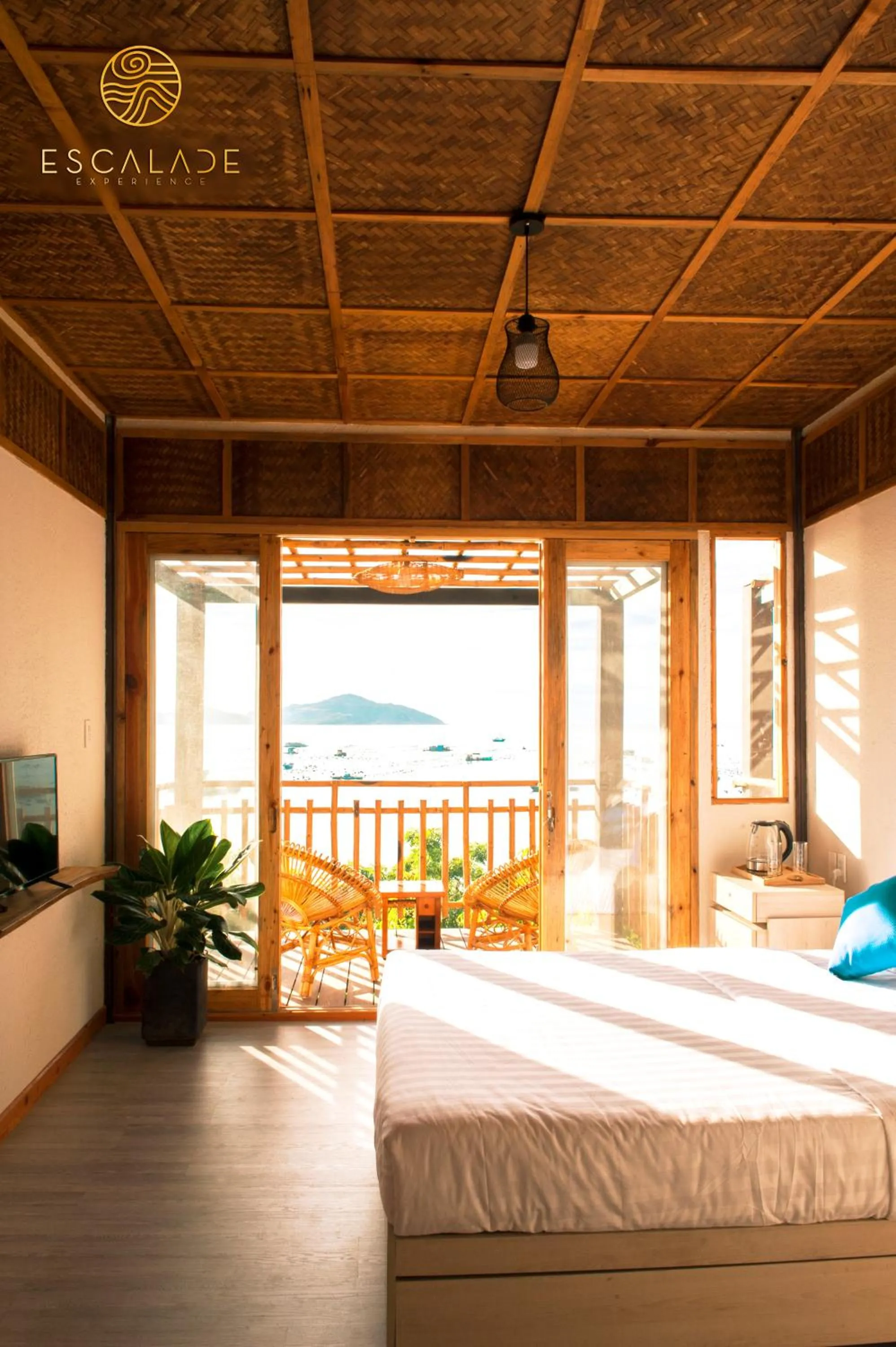 View (from property/room), Bed in Escalade Experience