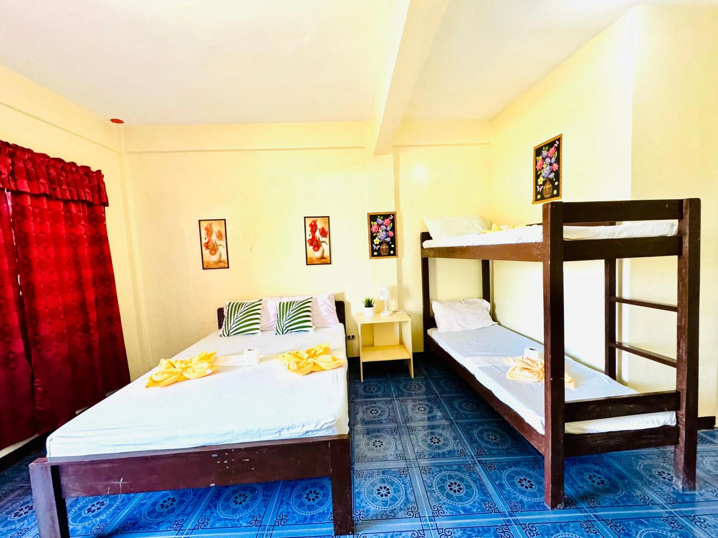 Bed in Edem Tourist Inn Malapascua