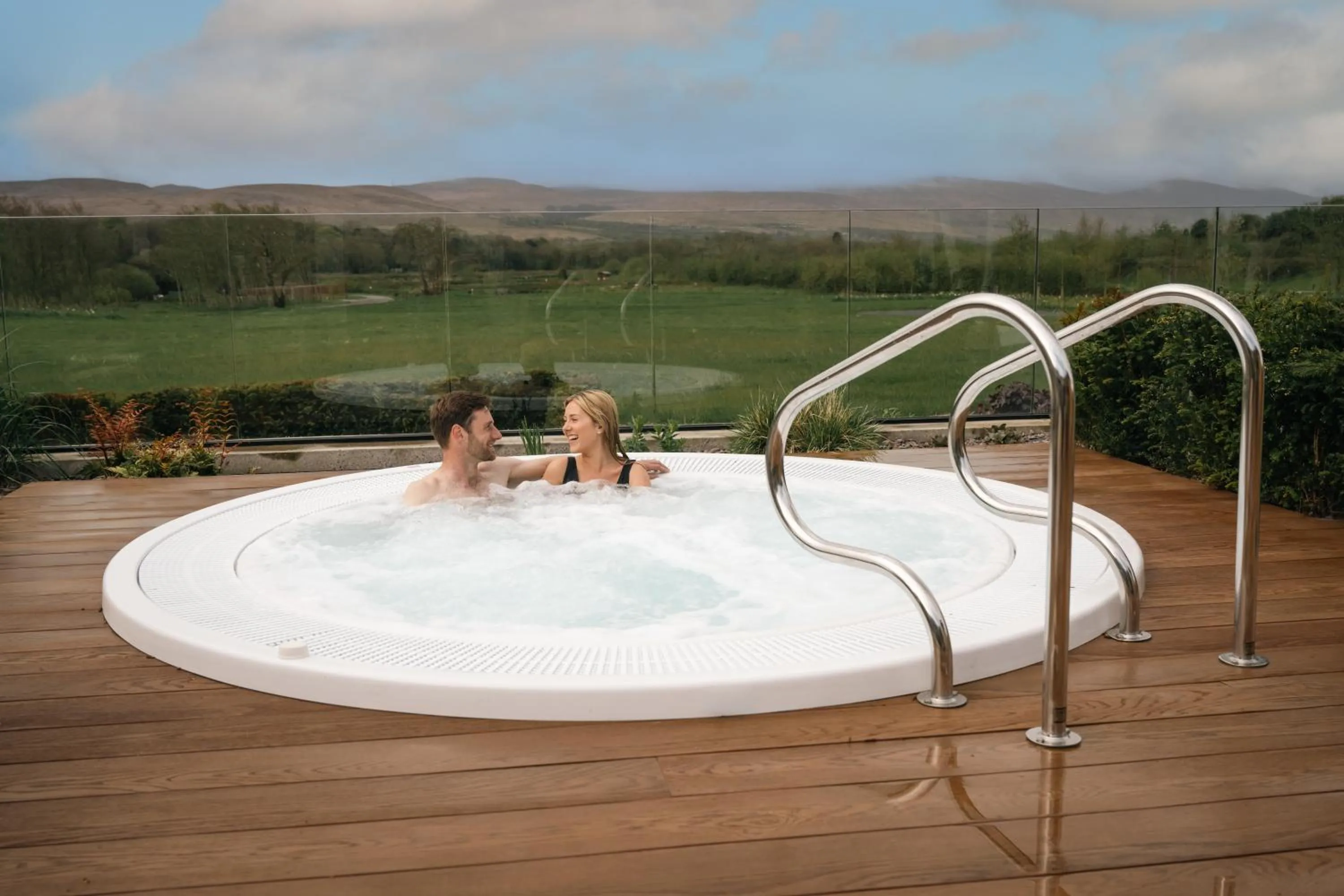 Hot Tub in Ballygarry Estate Hotel & Spa