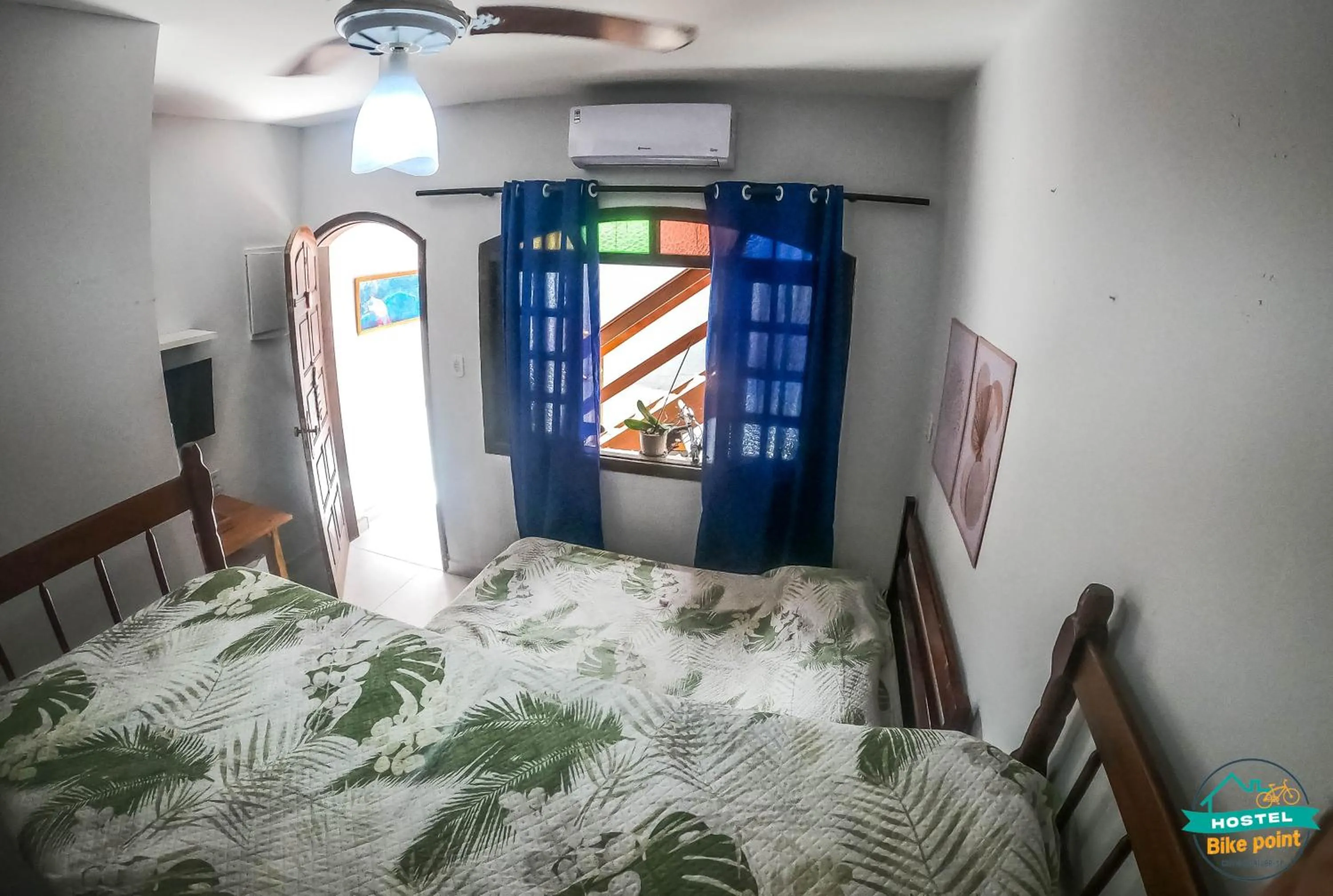 Bunk Bed in Female Dormitory Room   in Guest house Bike Point Caraguatatuba