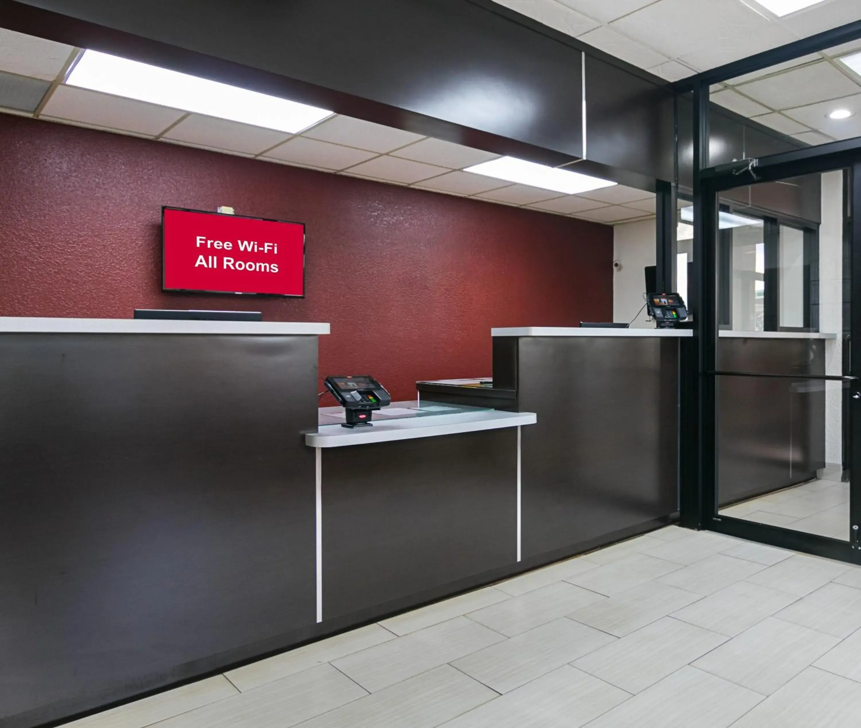 Lobby or reception in Red Roof Inn Forsyth Lobby or reception in Red Roof Inn Forsyth