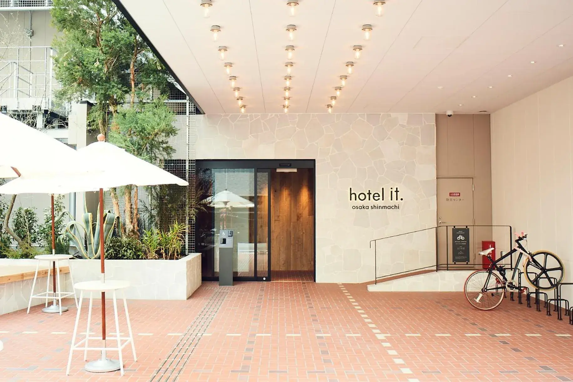 Facade/entrance in Hotel It Osaka Shinmachi Facade/entrance in Hotel It Osaka Shinmachi