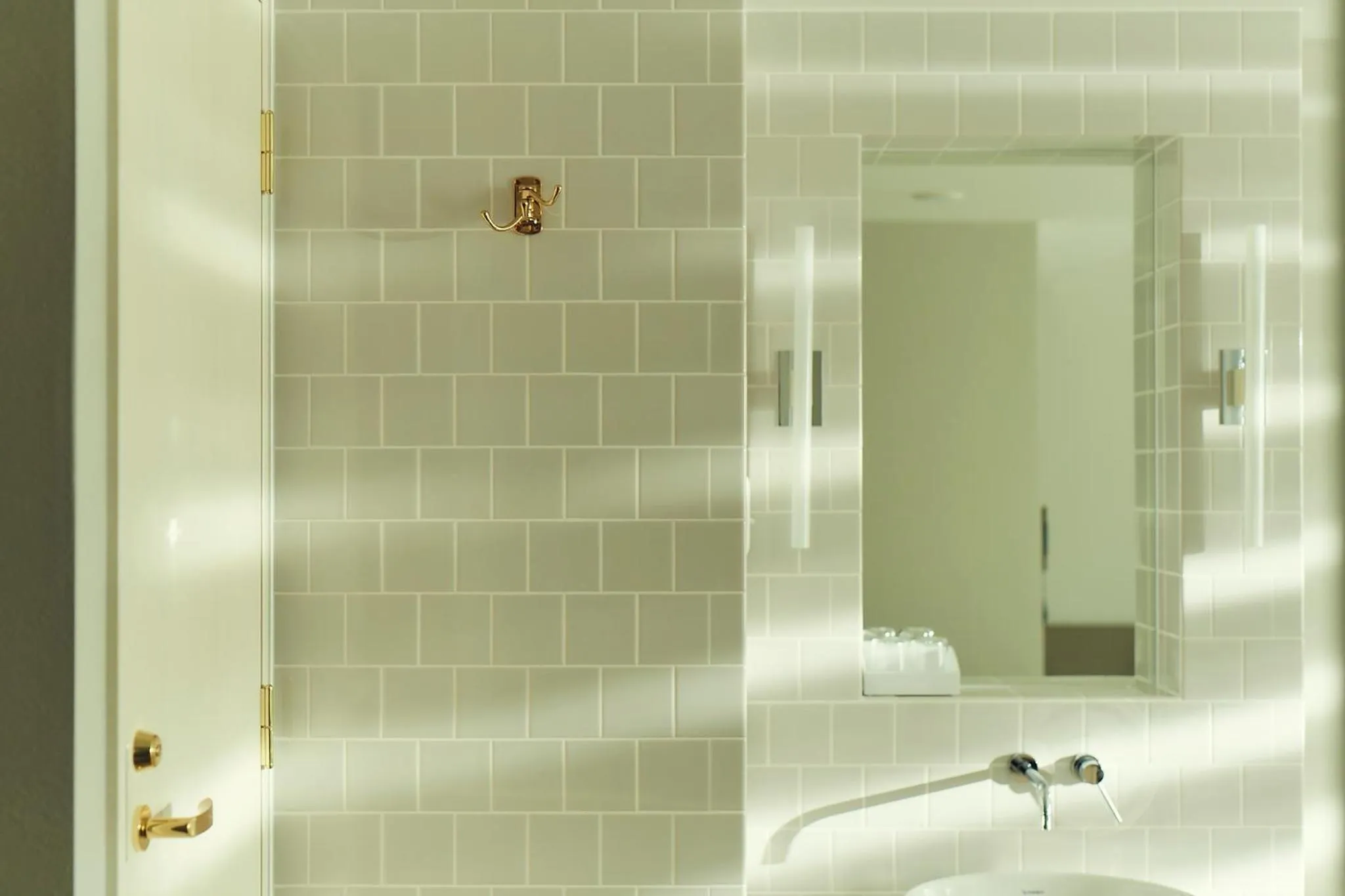 Photo of the whole room in Hotel It Osaka Shinmachi