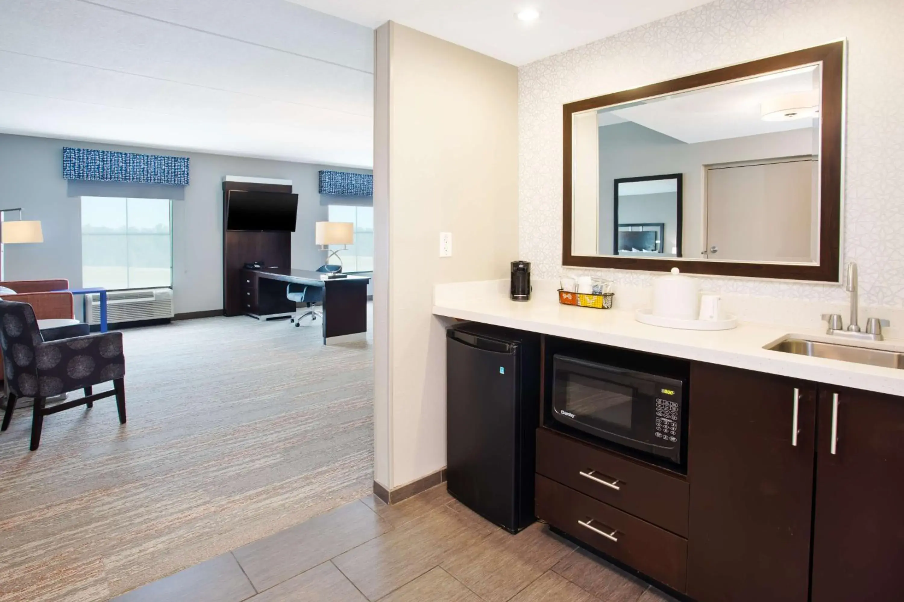 Bedroom in Hampton Inn & Suites Columbia/Southeast-Fort Jackson Bedroom in Hampton Inn & Suites Columbia/Southeast-Fort Jackson