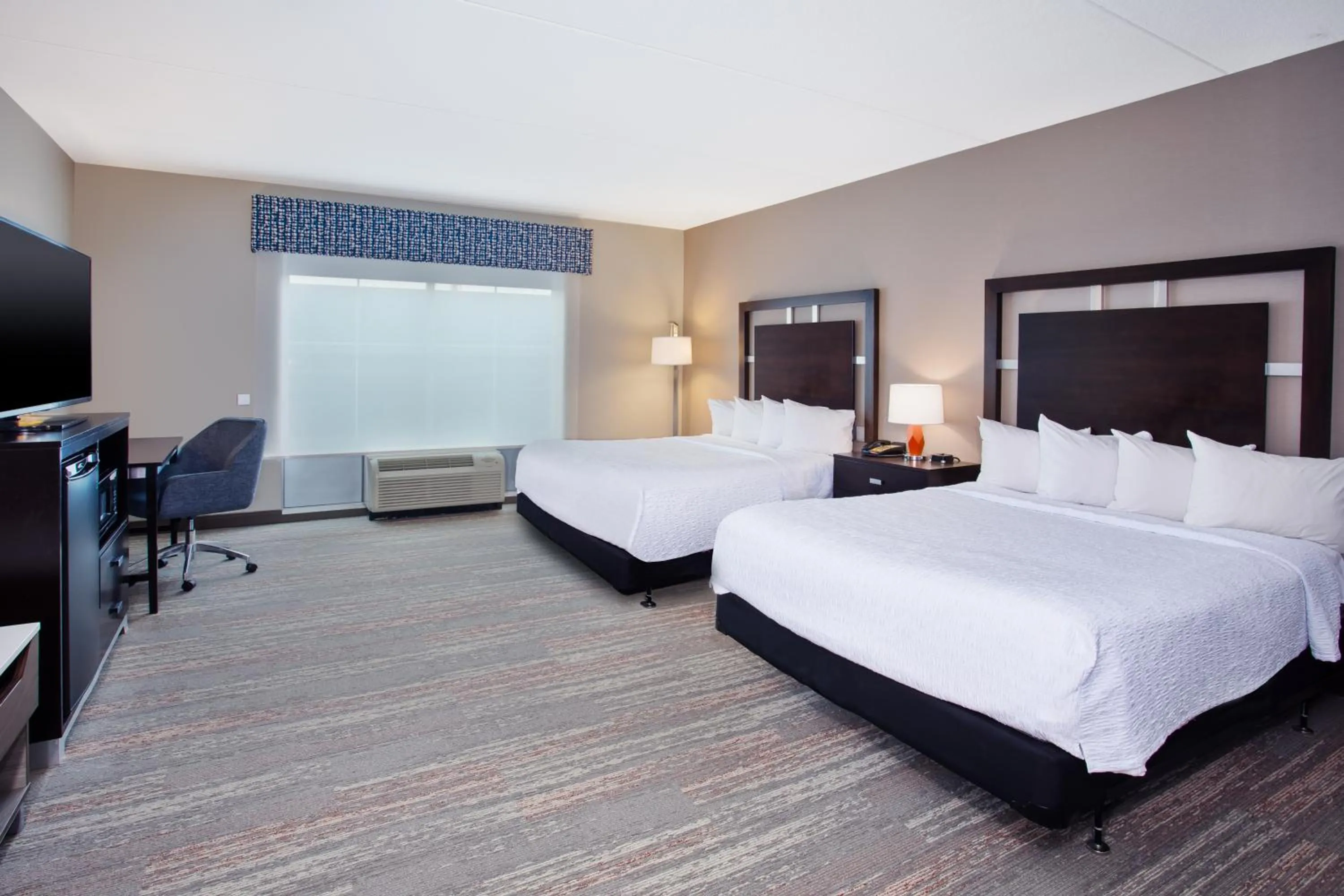 Bed in Hampton Inn & Suites Columbia/Southeast-Fort Jackson