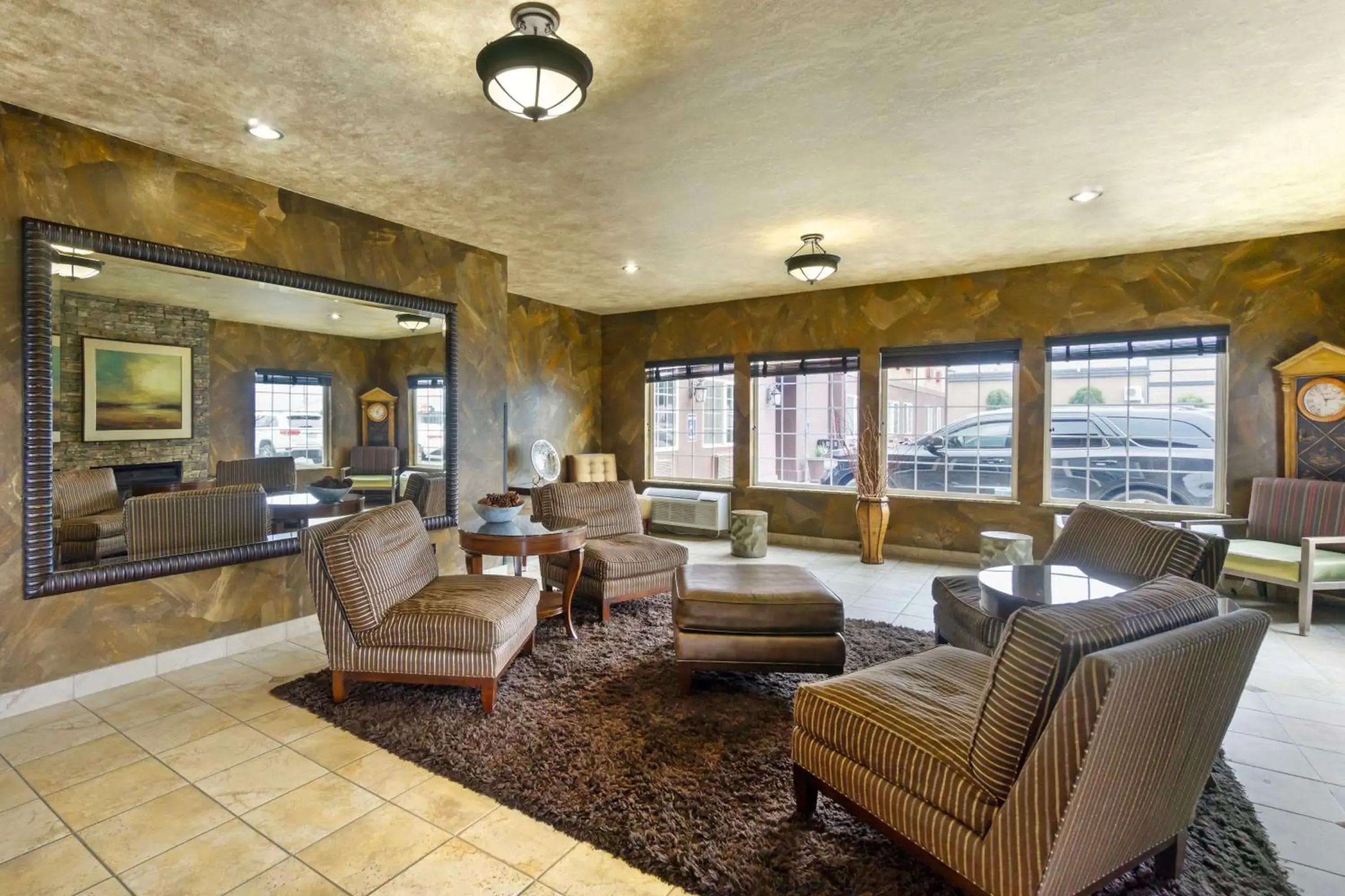 Lobby or reception in Best Western Plus Yakima Hotel Lobby or reception in Best Western Plus Yakima Hotel