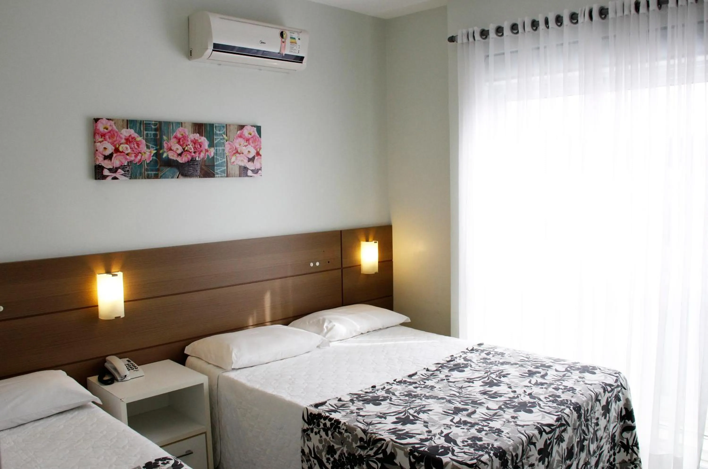 Photo of the whole room, Bed in Hotel Porto Madero