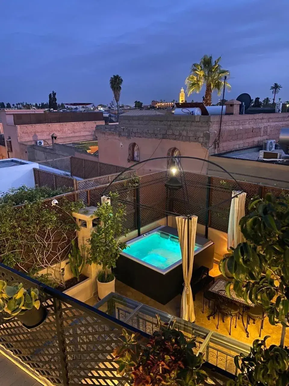 Riad ART DE VIVRE avec Jacuzzi Riad ART DE VIVRE avec Jacuzzi