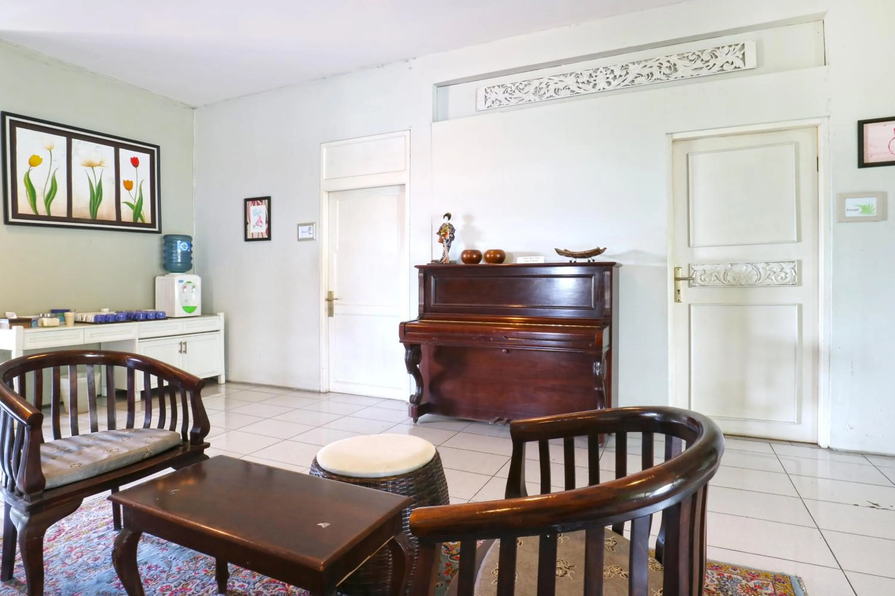 Property building in RedDoorz near UPI Setiabudi 2