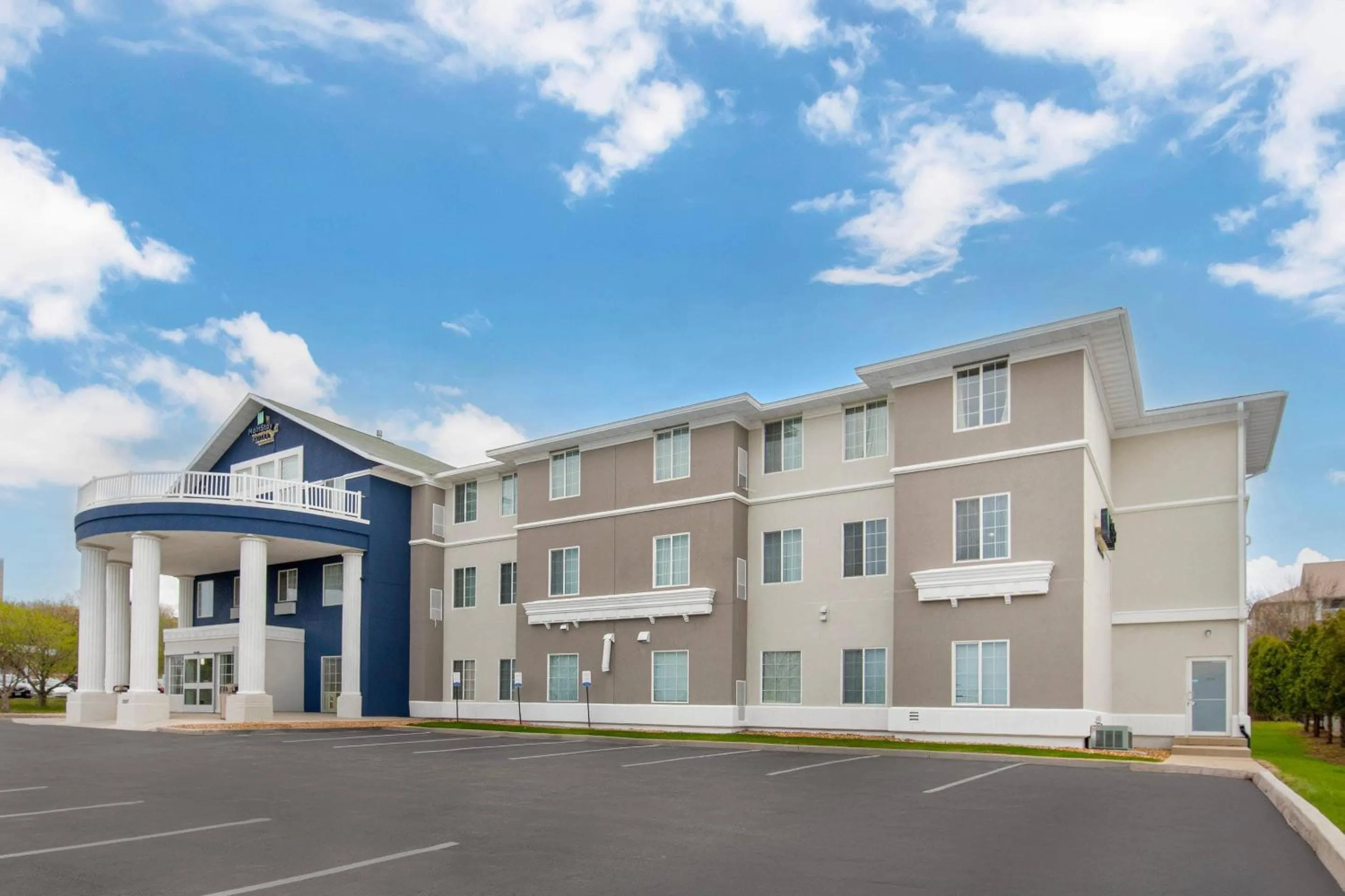 Property building in MainStay Suites Madison Airport