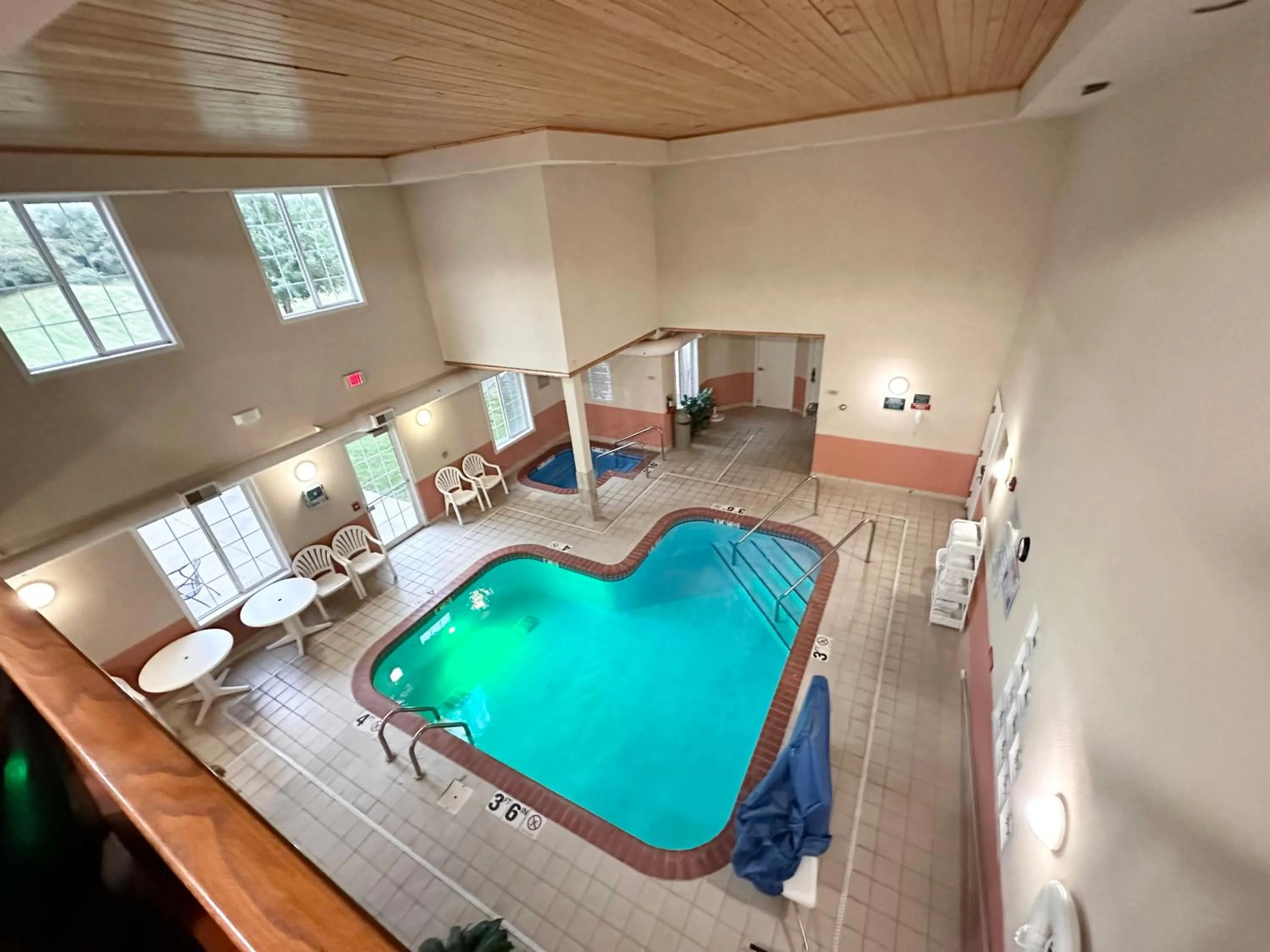 Swimming pool in MainStay Suites Madison Airport