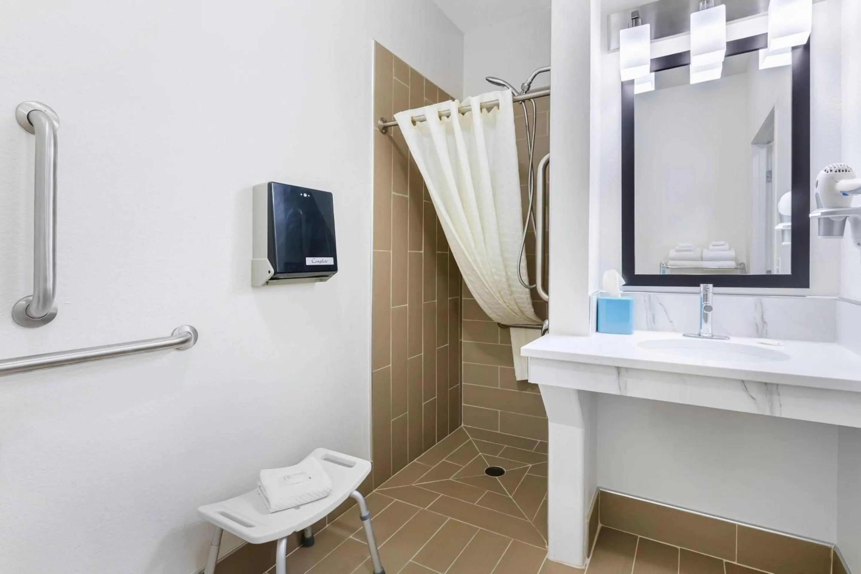 Shower in MainStay Suites Madison Airport
