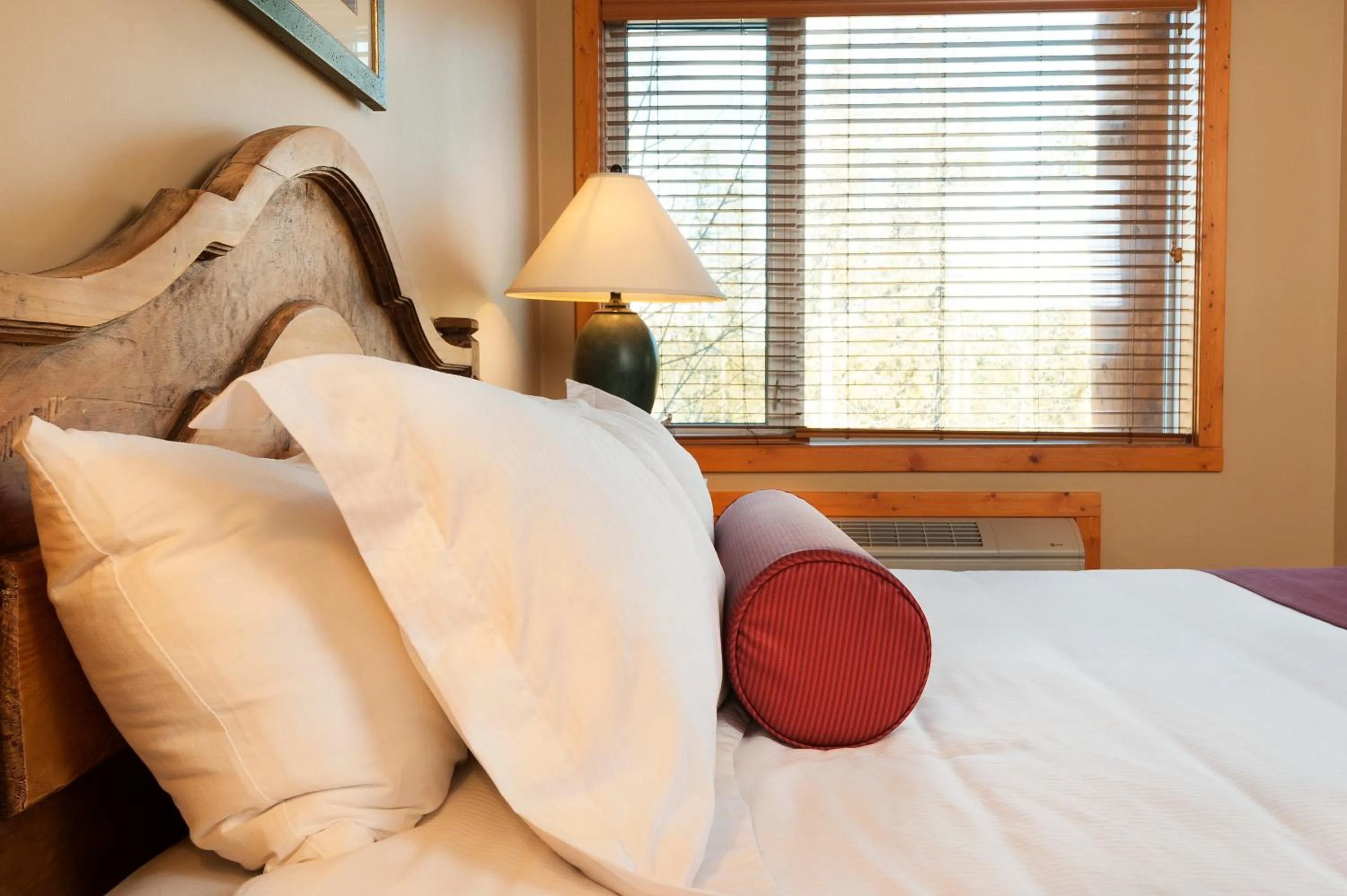 Studio Loft with Kitchen in Lizard Creek Lodge