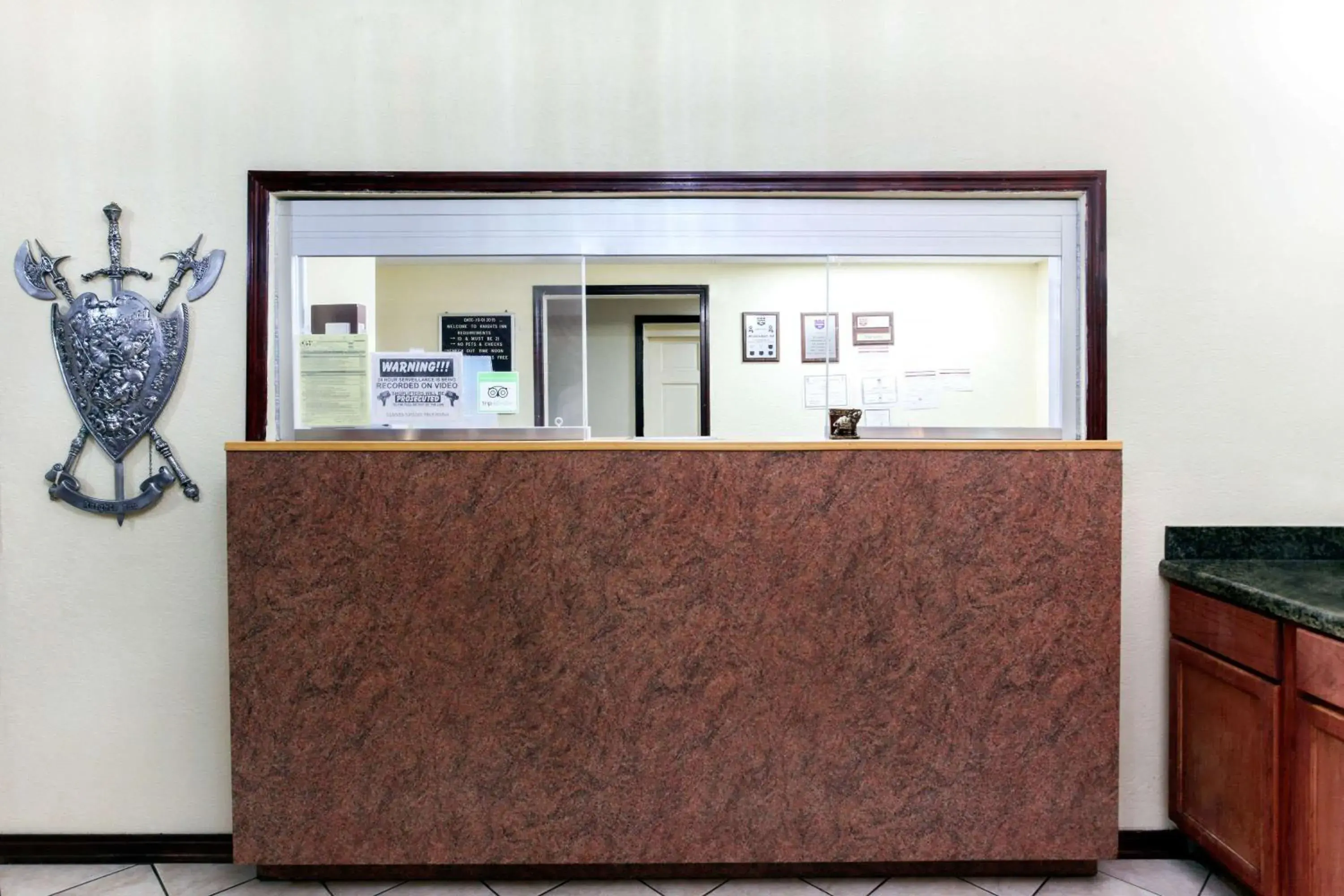 Lobby or reception in Knights Inn - Tucker Lobby or reception in Knights Inn - Tucker