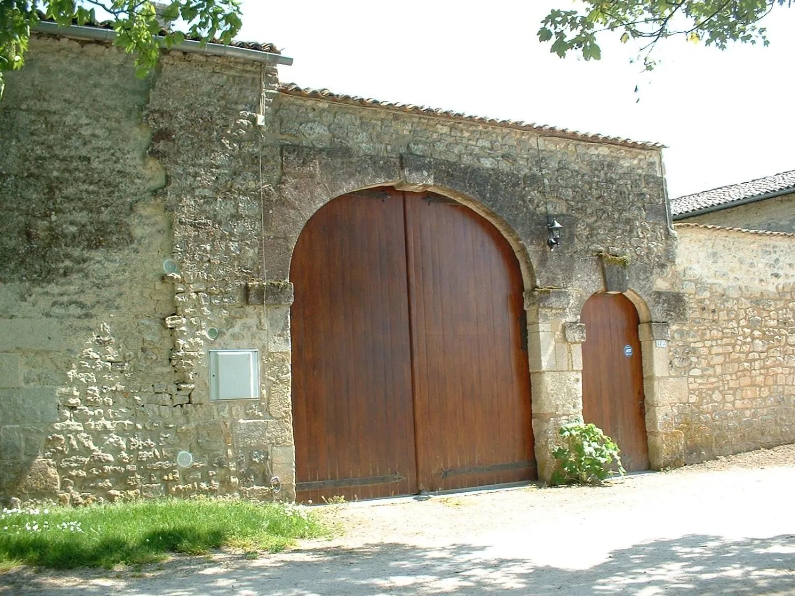 Facade/entrance in La Laiterie du Logis