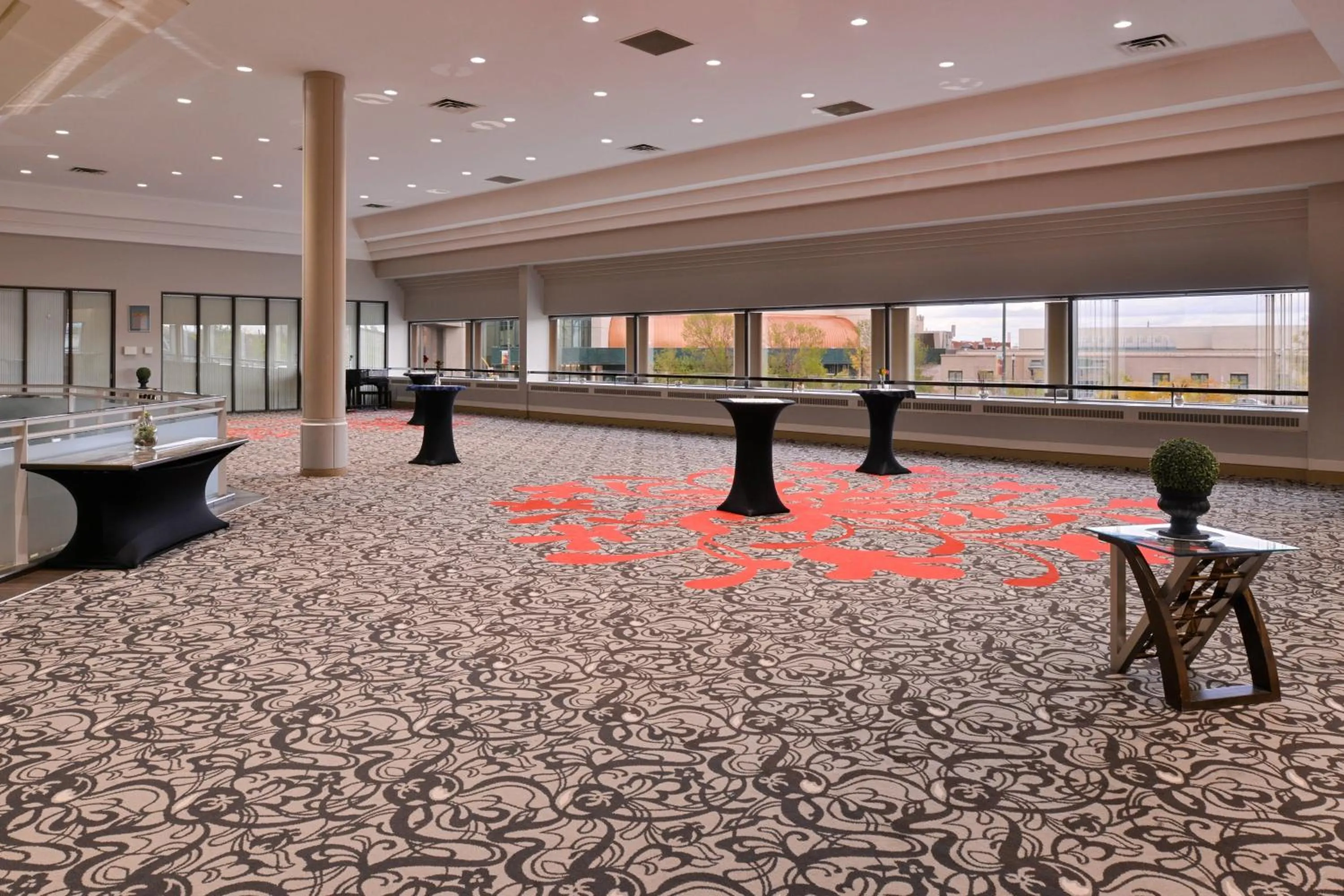 Meeting/conference room in Delta Hotels by Marriott Regina
