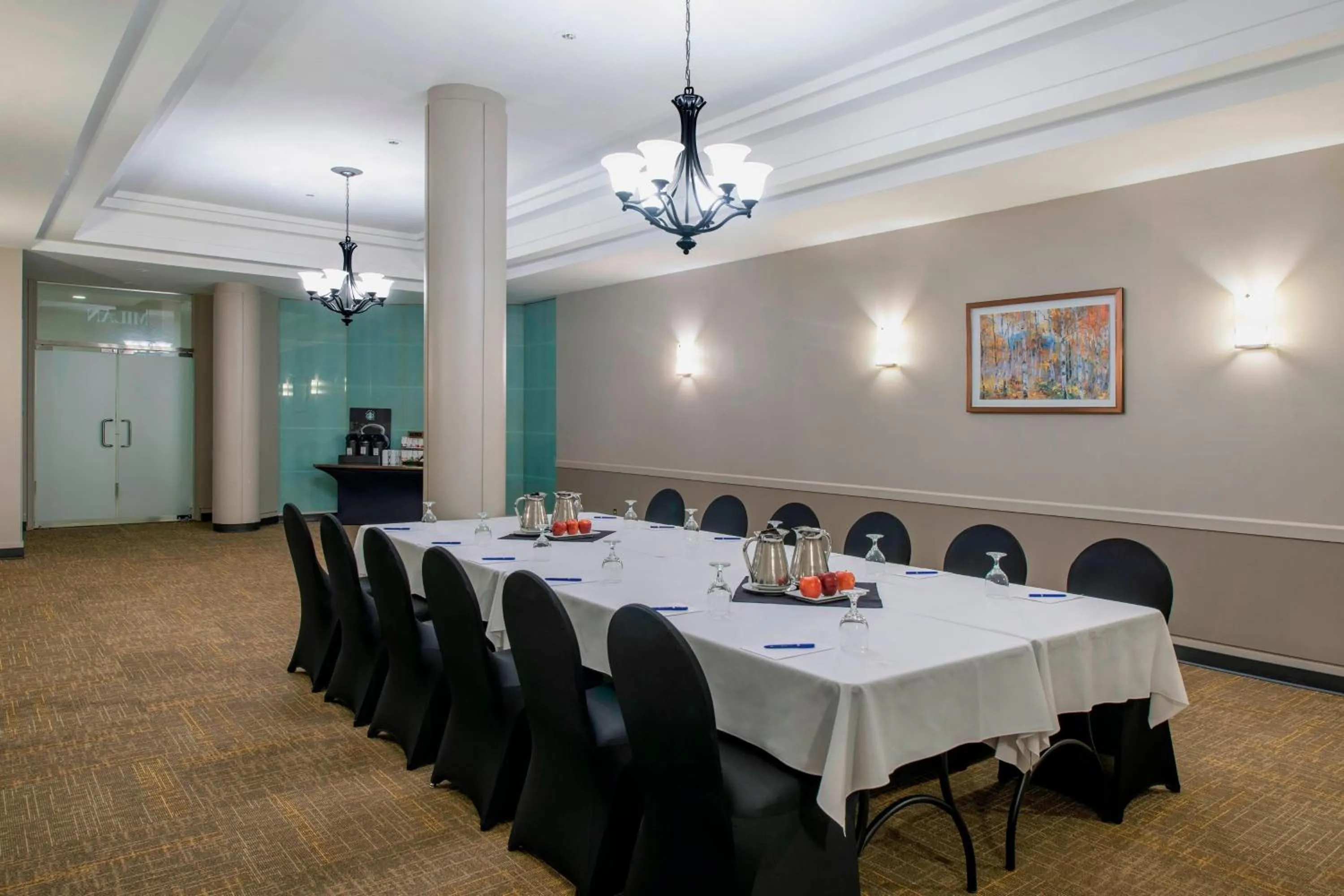 Meeting/conference room in Delta Hotels by Marriott Regina