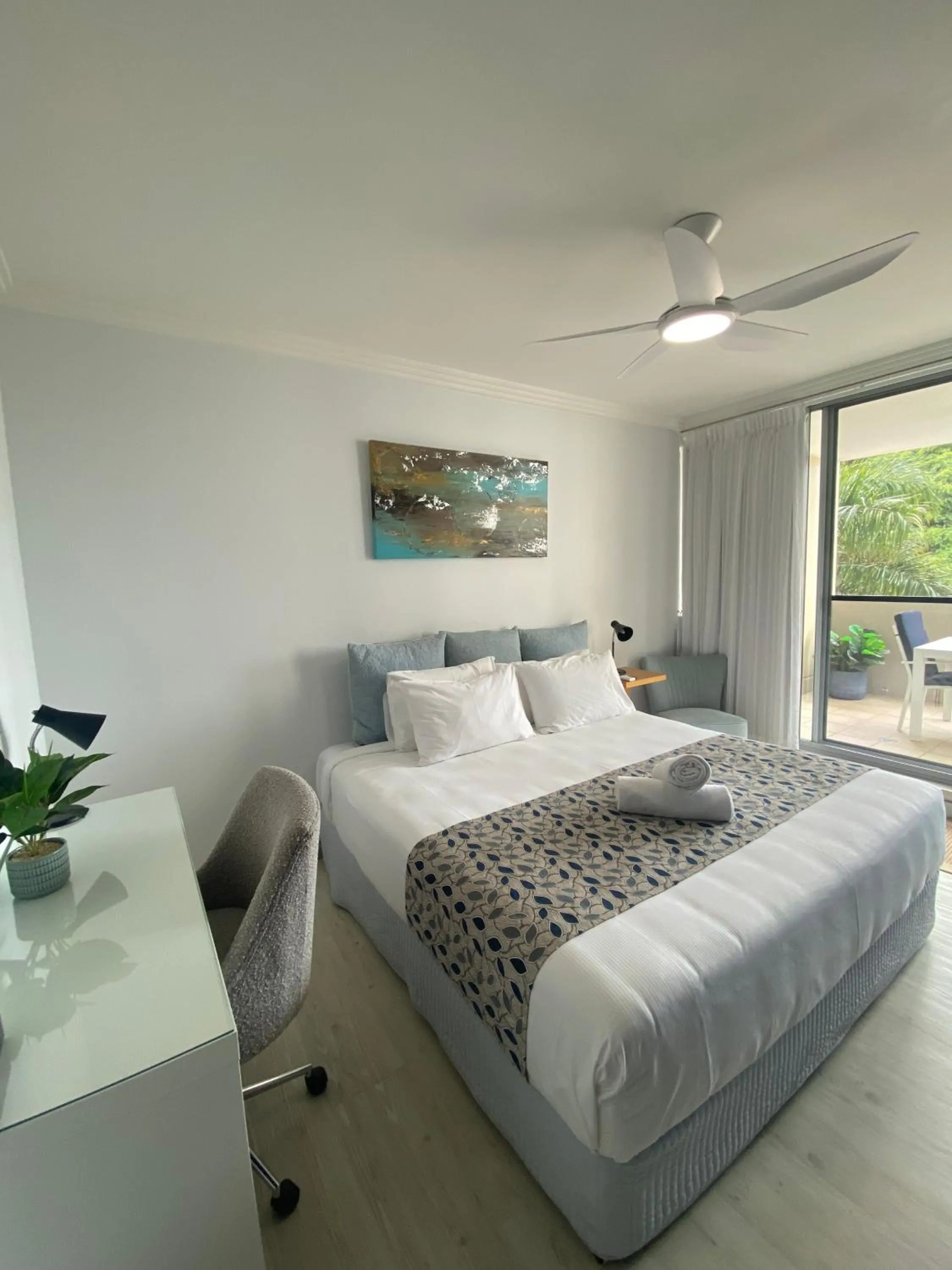 Bed in Redvue Holiday Apartments