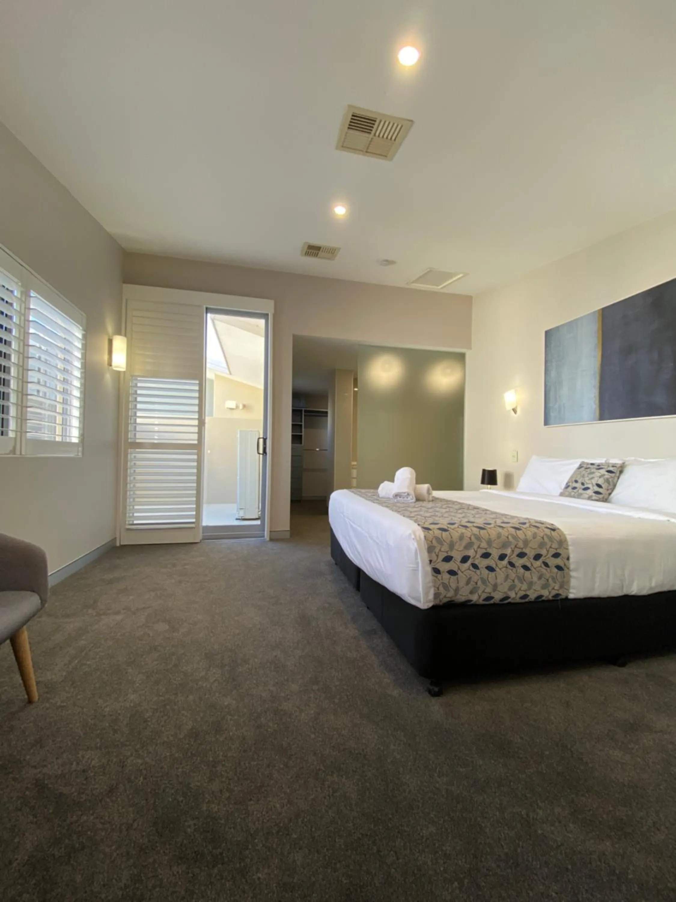 Bed in Redvue Holiday Apartments