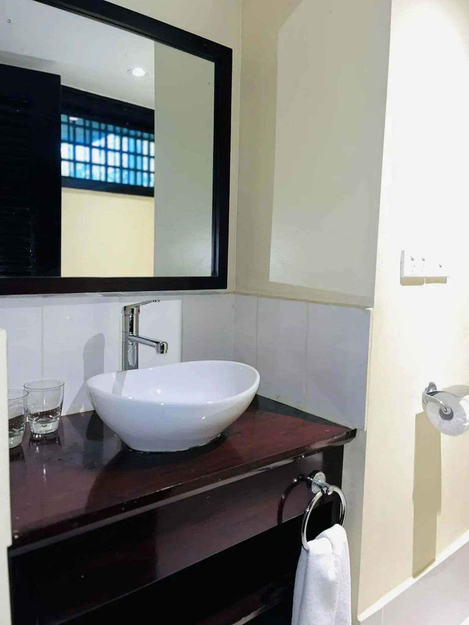 Bathroom in Mana Island Resort & Spa - Fiji Bathroom in Mana Island Resort & Spa - Fiji