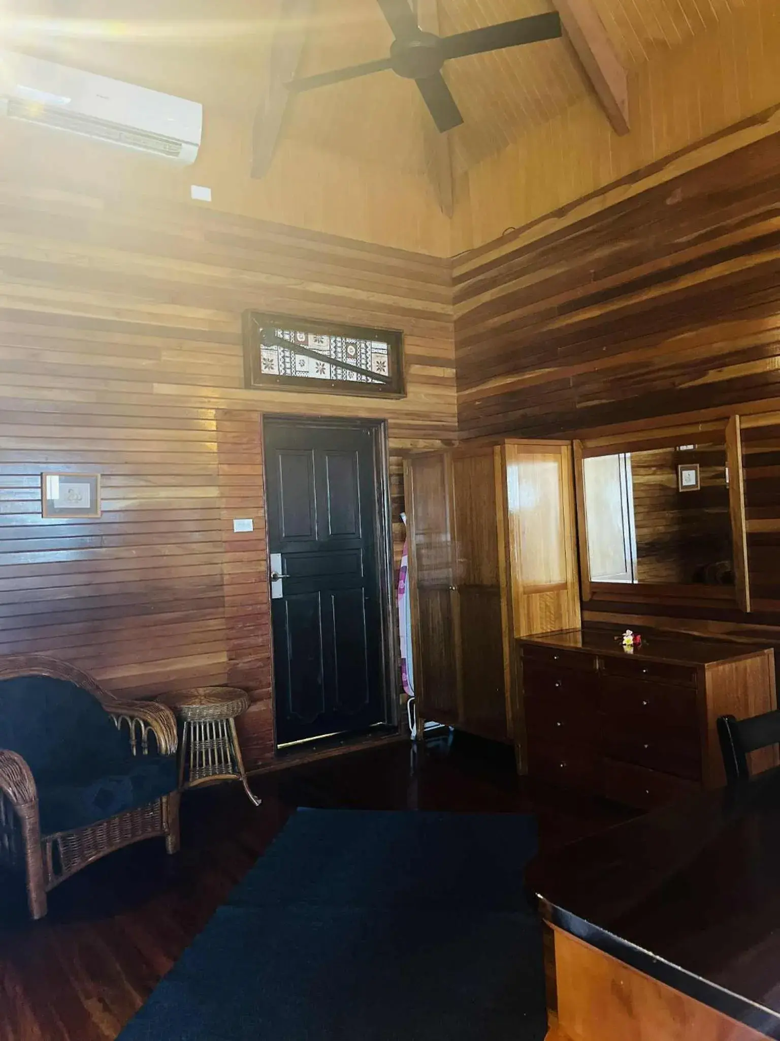 Bedroom, Bed in Mana Island Resort & Spa - Fiji Bedroom, Bed in Mana Island Resort & Spa - Fiji