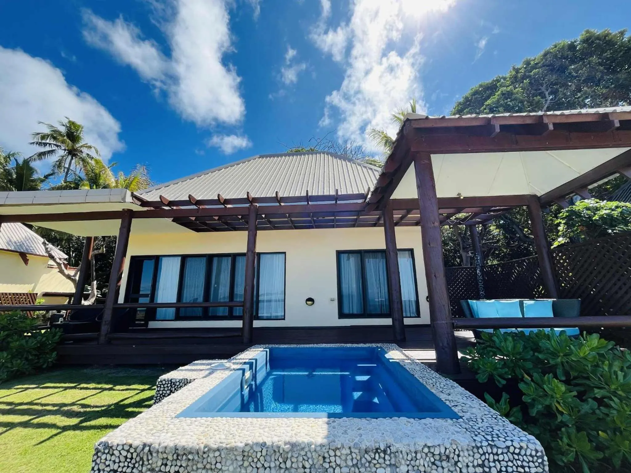 Pool view in Mana Island Resort & Spa - Fiji