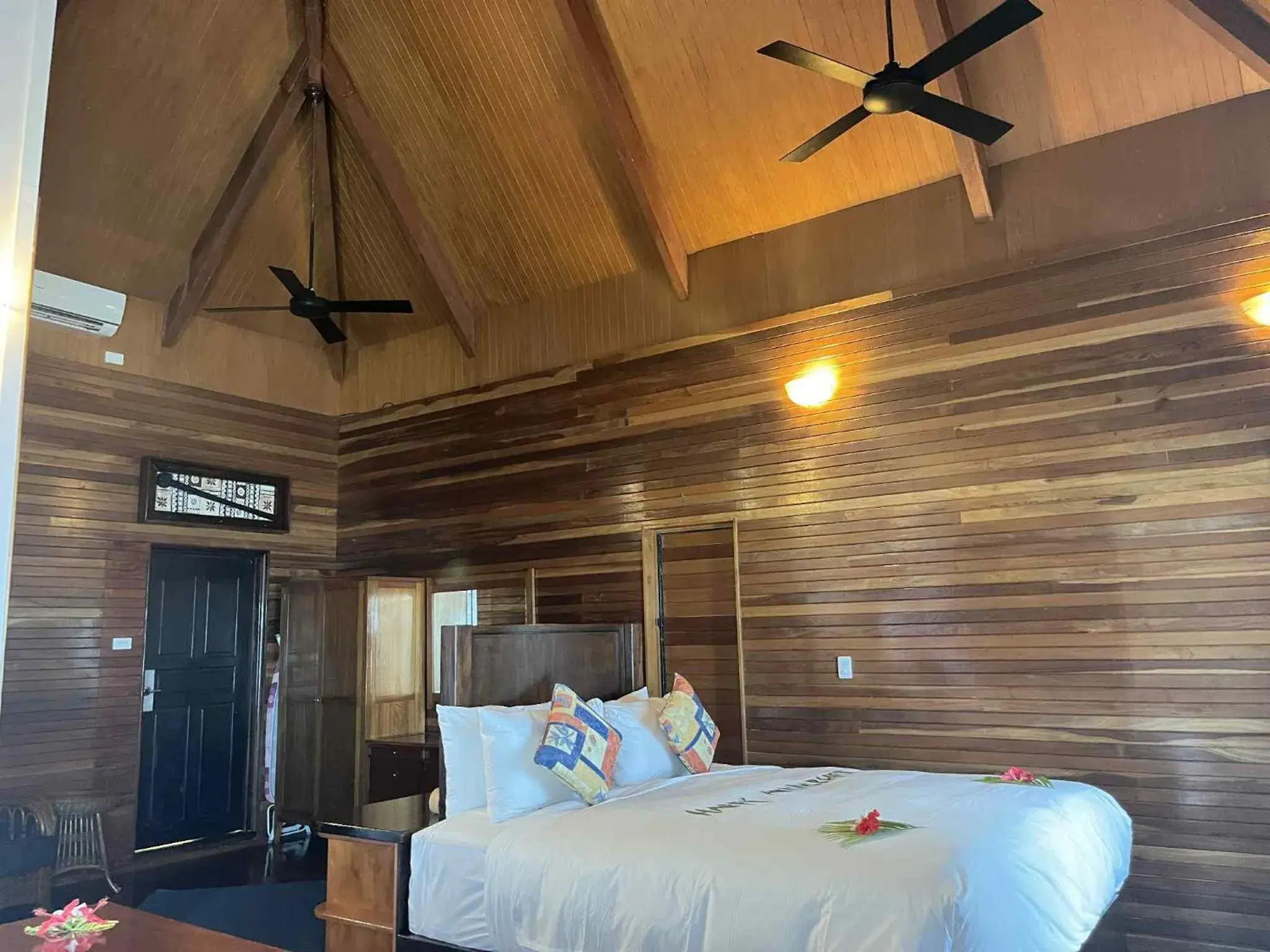 Bed in Mana Island Resort & Spa - Fiji Bed in Mana Island Resort & Spa - Fiji