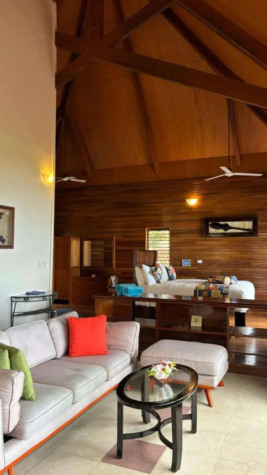 Living room in Mana Island Resort & Spa - Fiji Living room in Mana Island Resort & Spa - Fiji