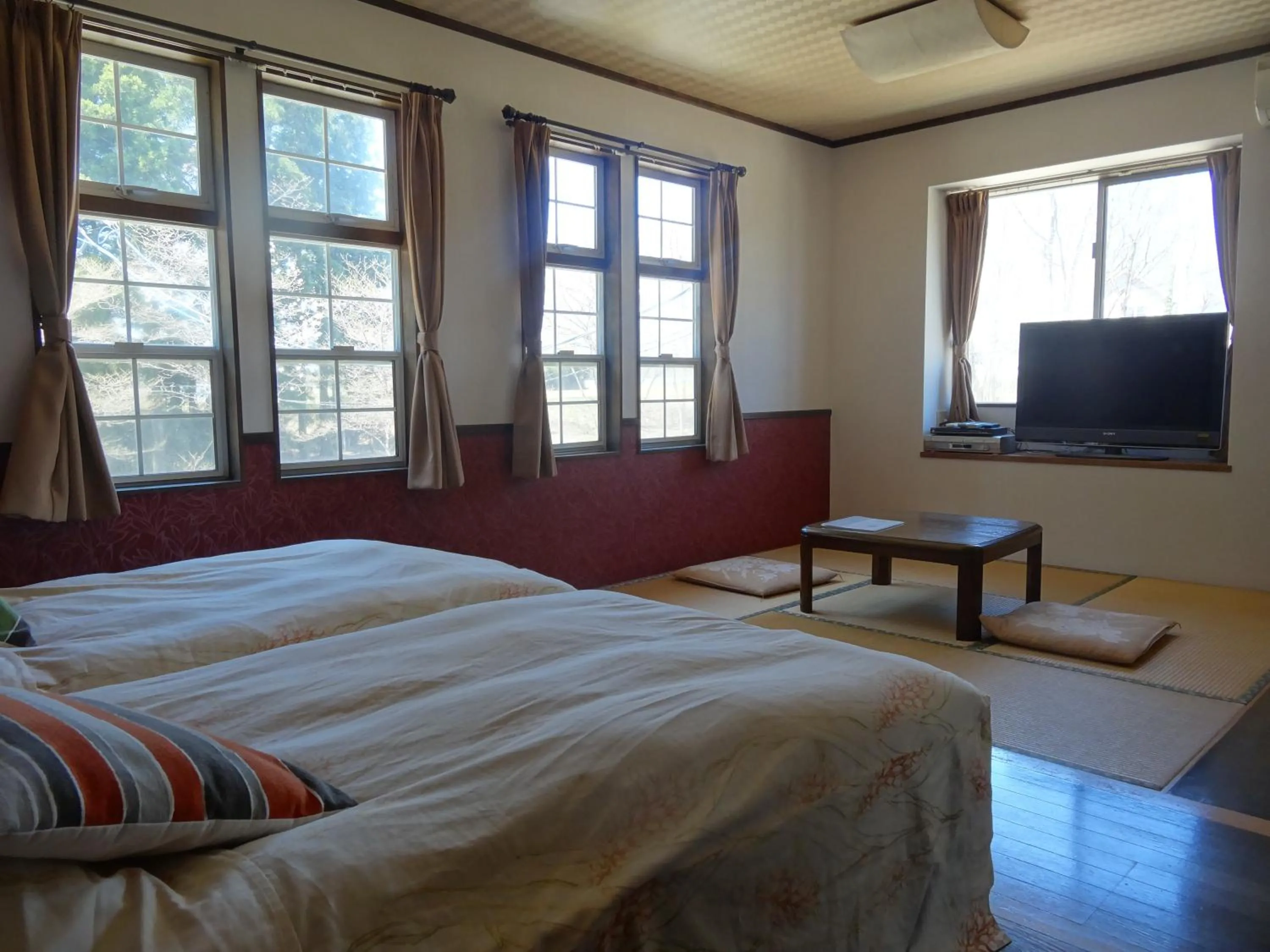 Photo of the whole room, Bed in Gasthof Arutany