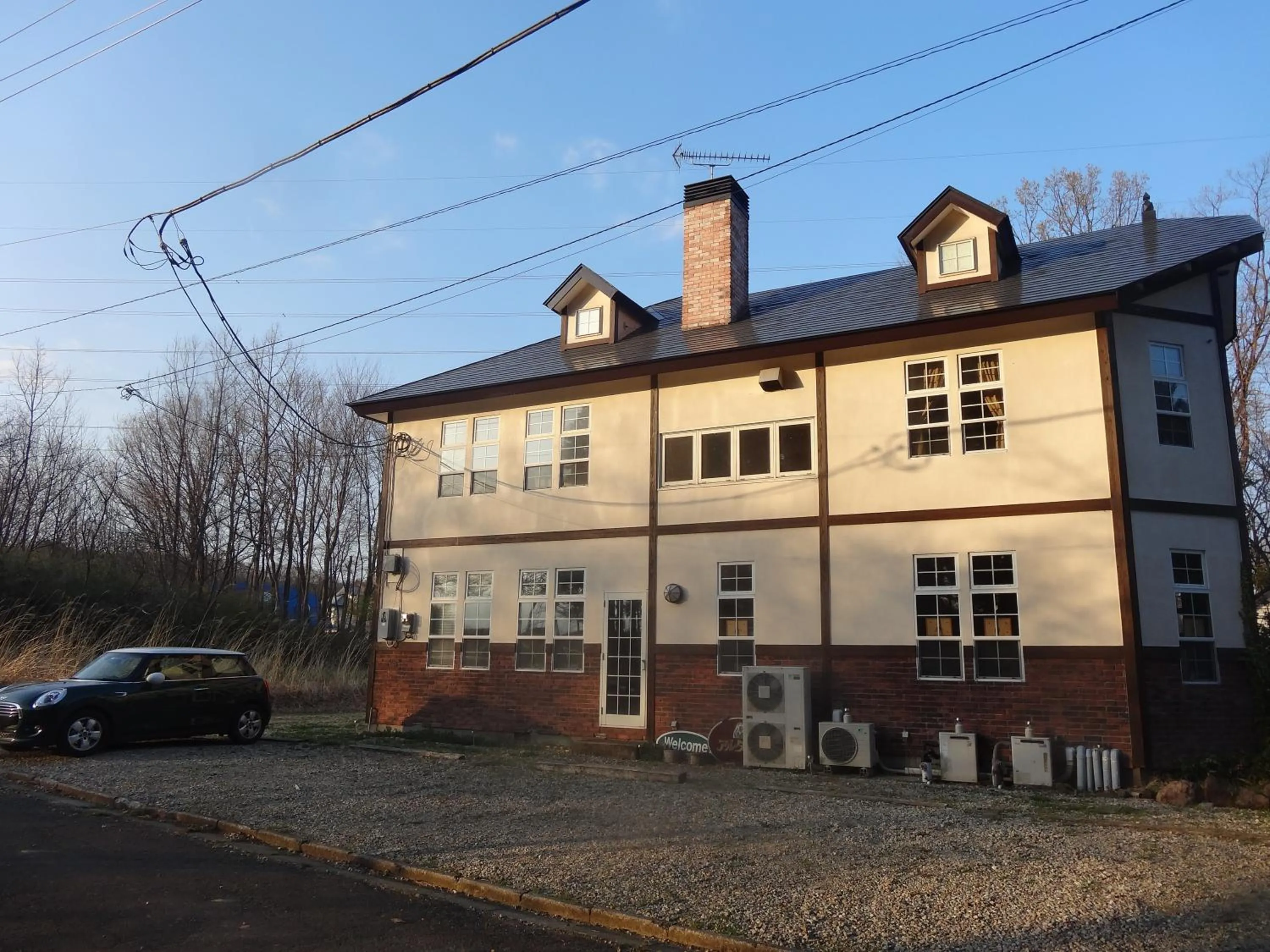 Property building in Gasthof Arutany