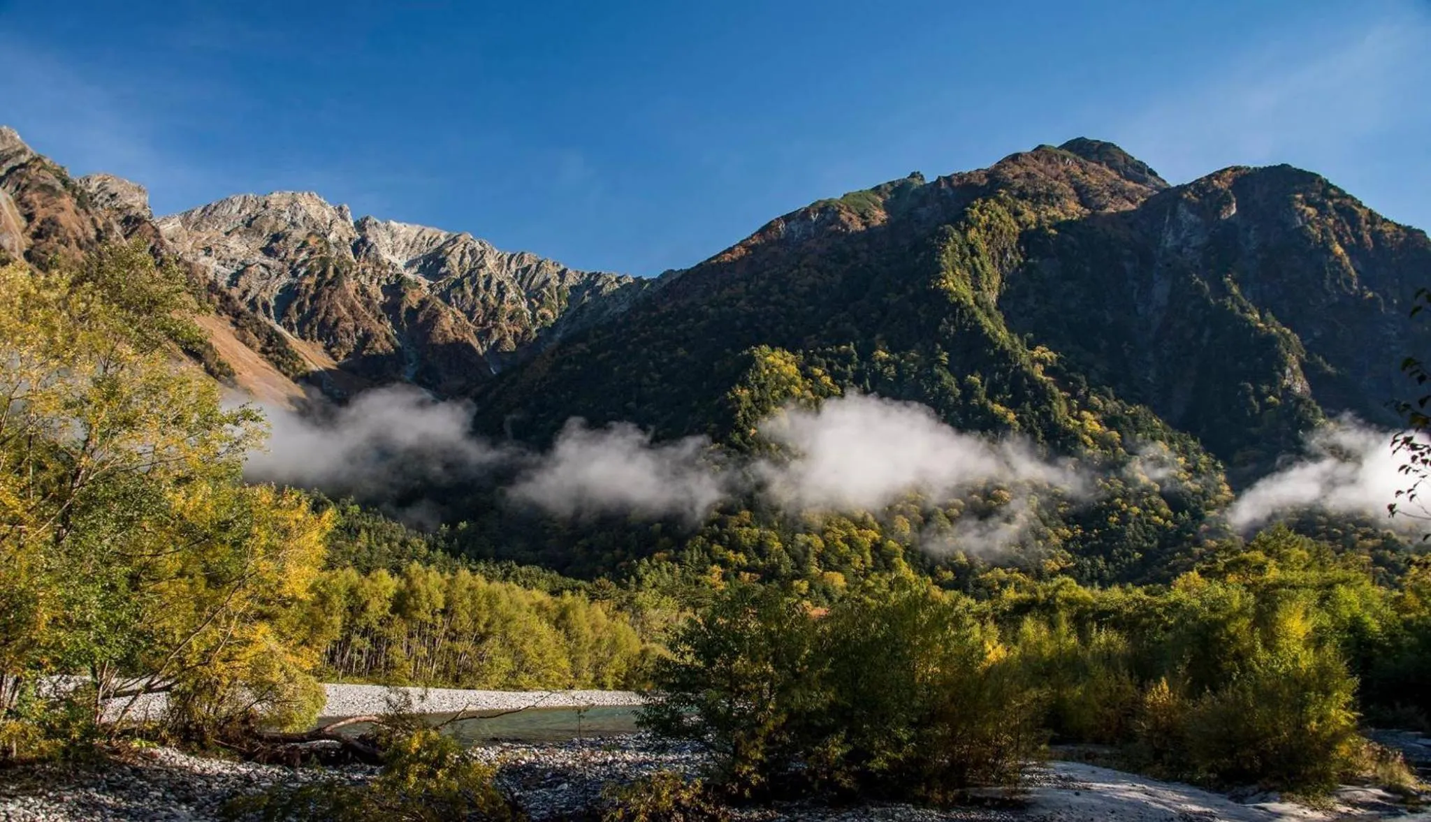 Natural landscape in Kamikochi Hotel Shirakabaso