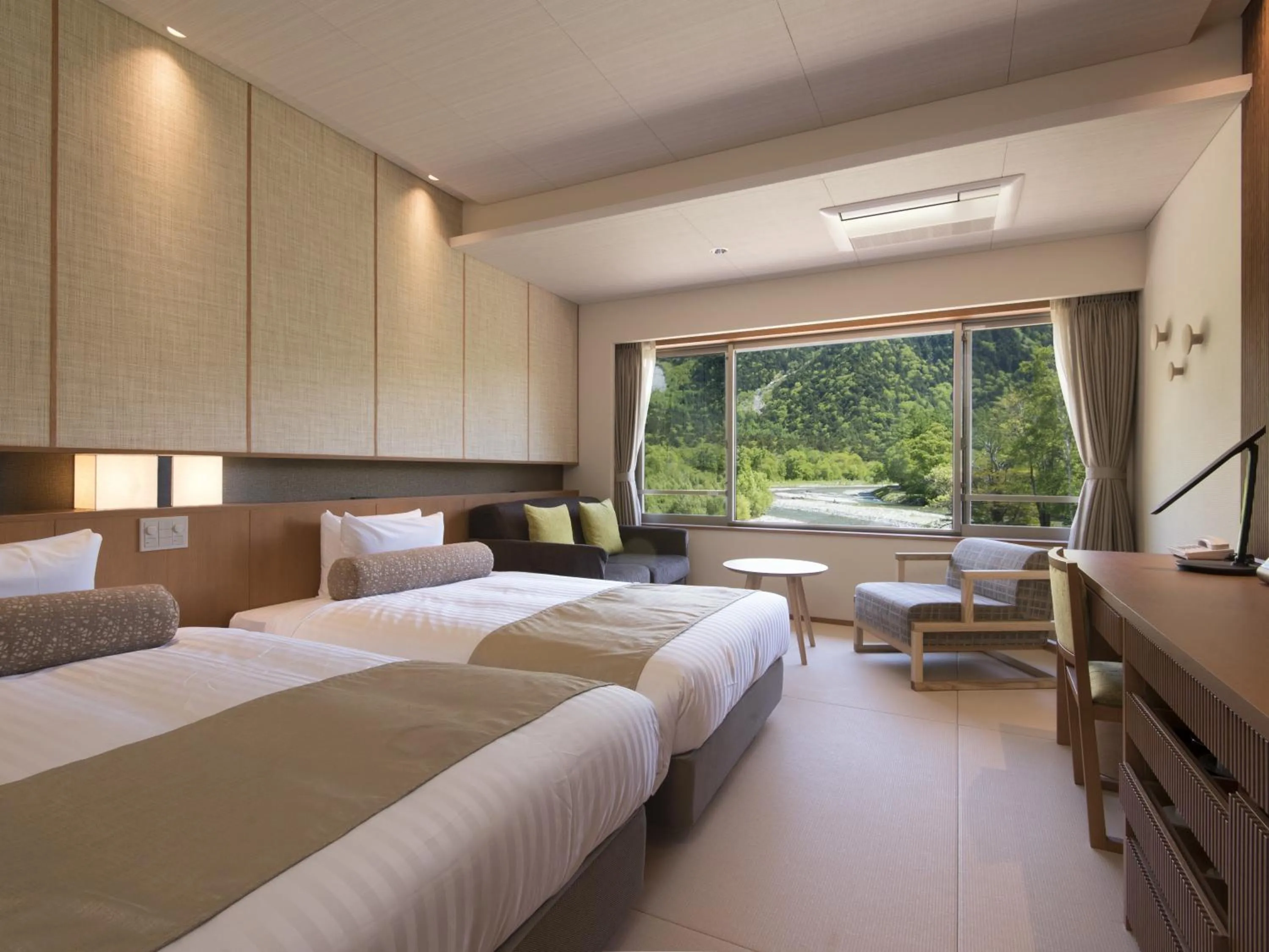 Photo of the whole room in Kamikochi Hotel Shirakabaso